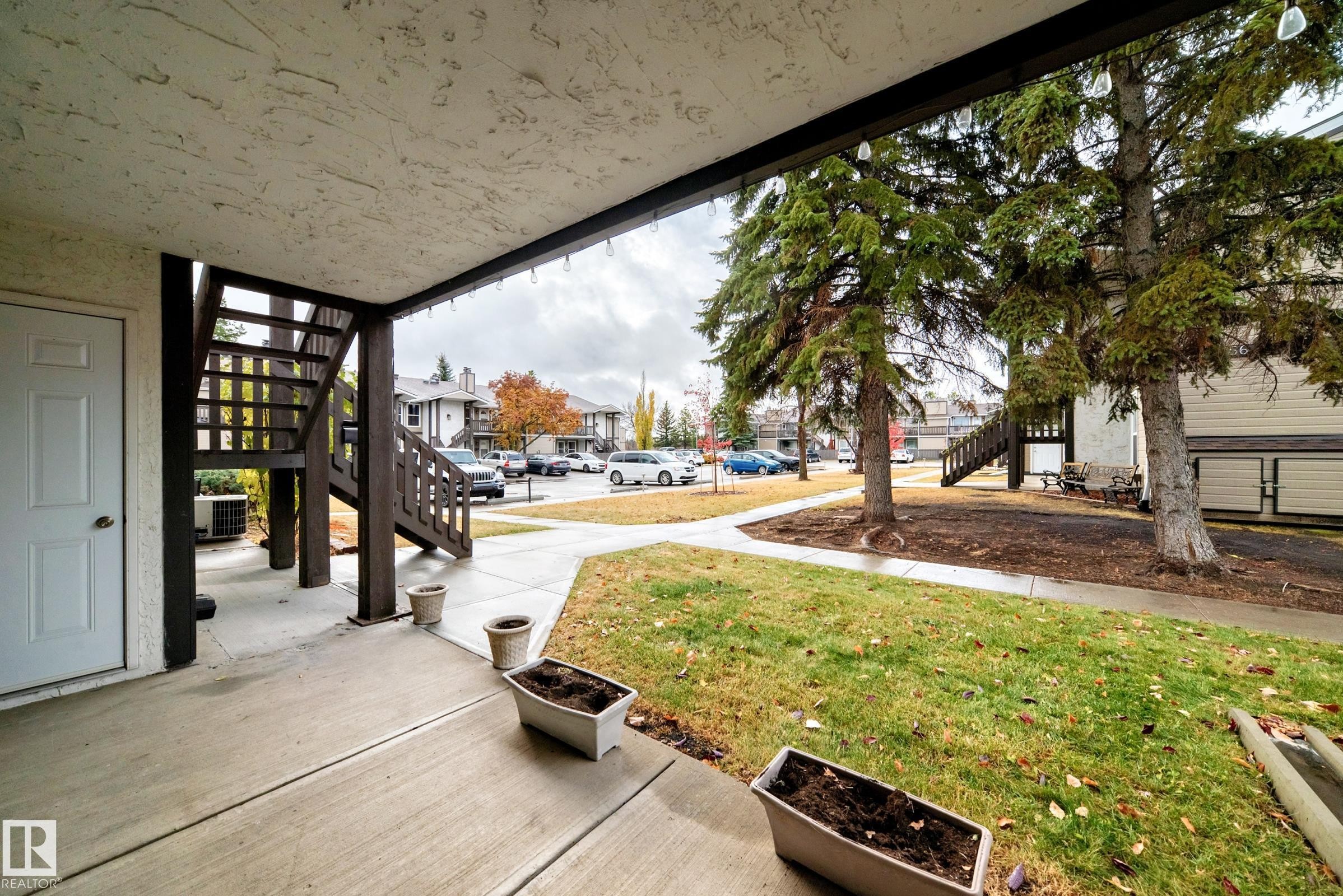 












1126 SADDLEBACK Road

,
Edmonton,




AB
T6J 4Z4

