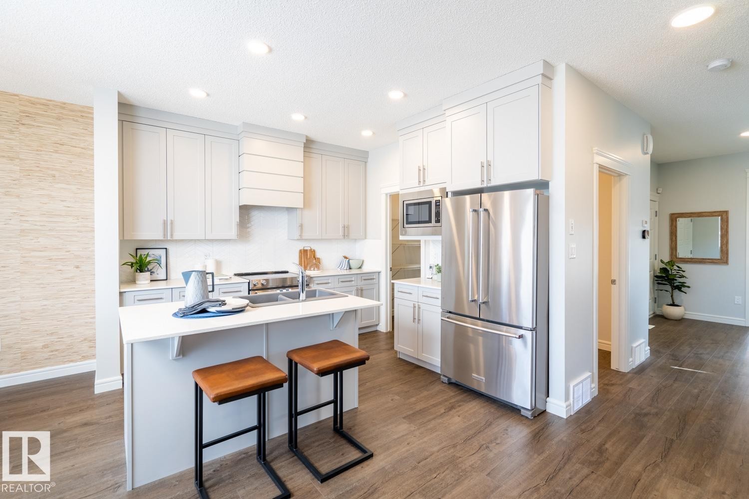 












2262 194A Street

,
Edmonton,




AB
T6M 1P7

