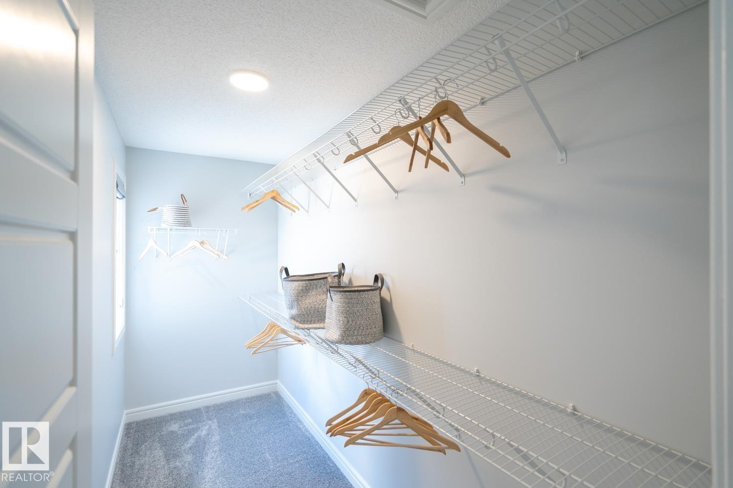 












2262 194A Street

,
Edmonton,




AB
T6M 1P7

