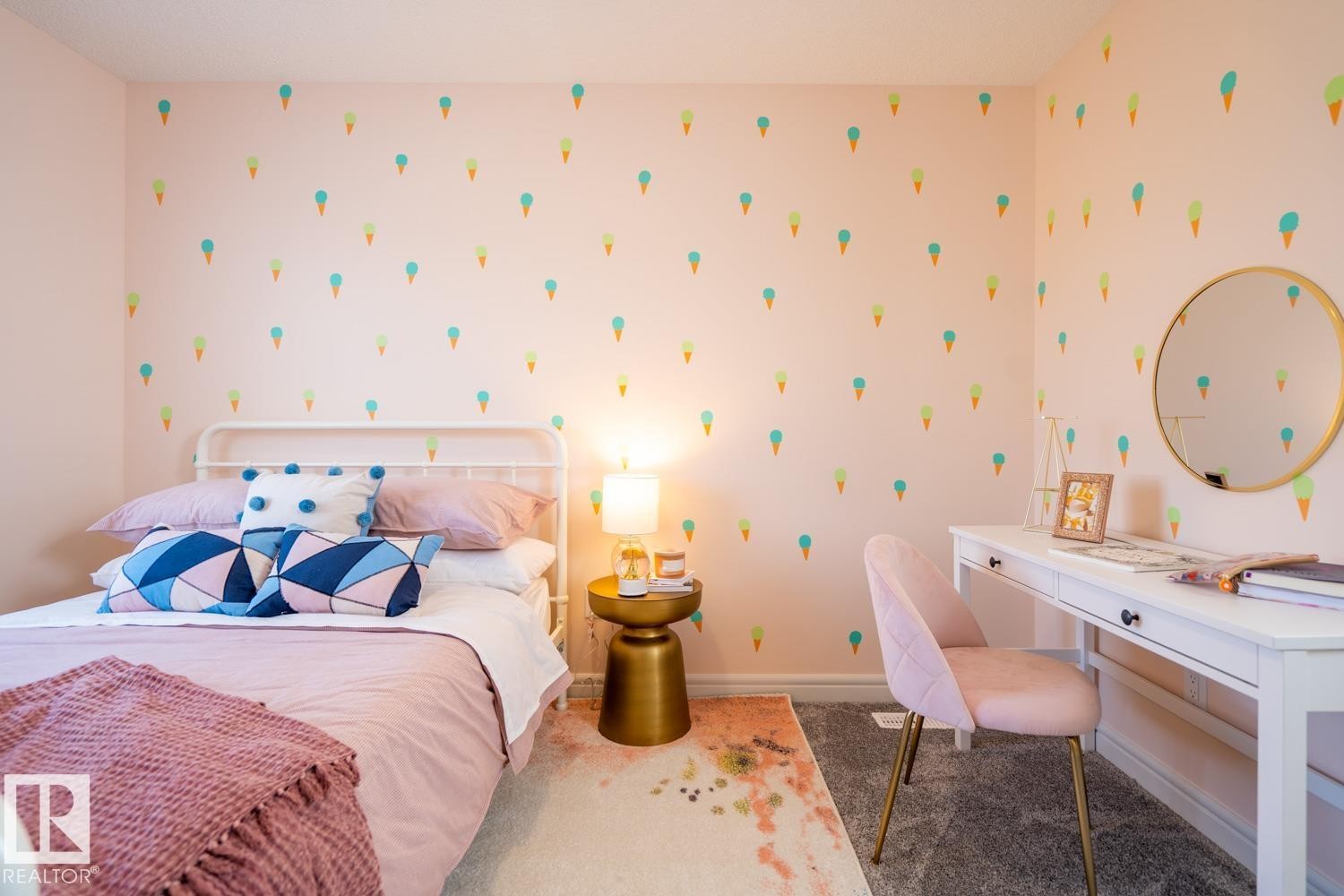 












2262 194A Street

,
Edmonton,




AB
T6M 1P7

