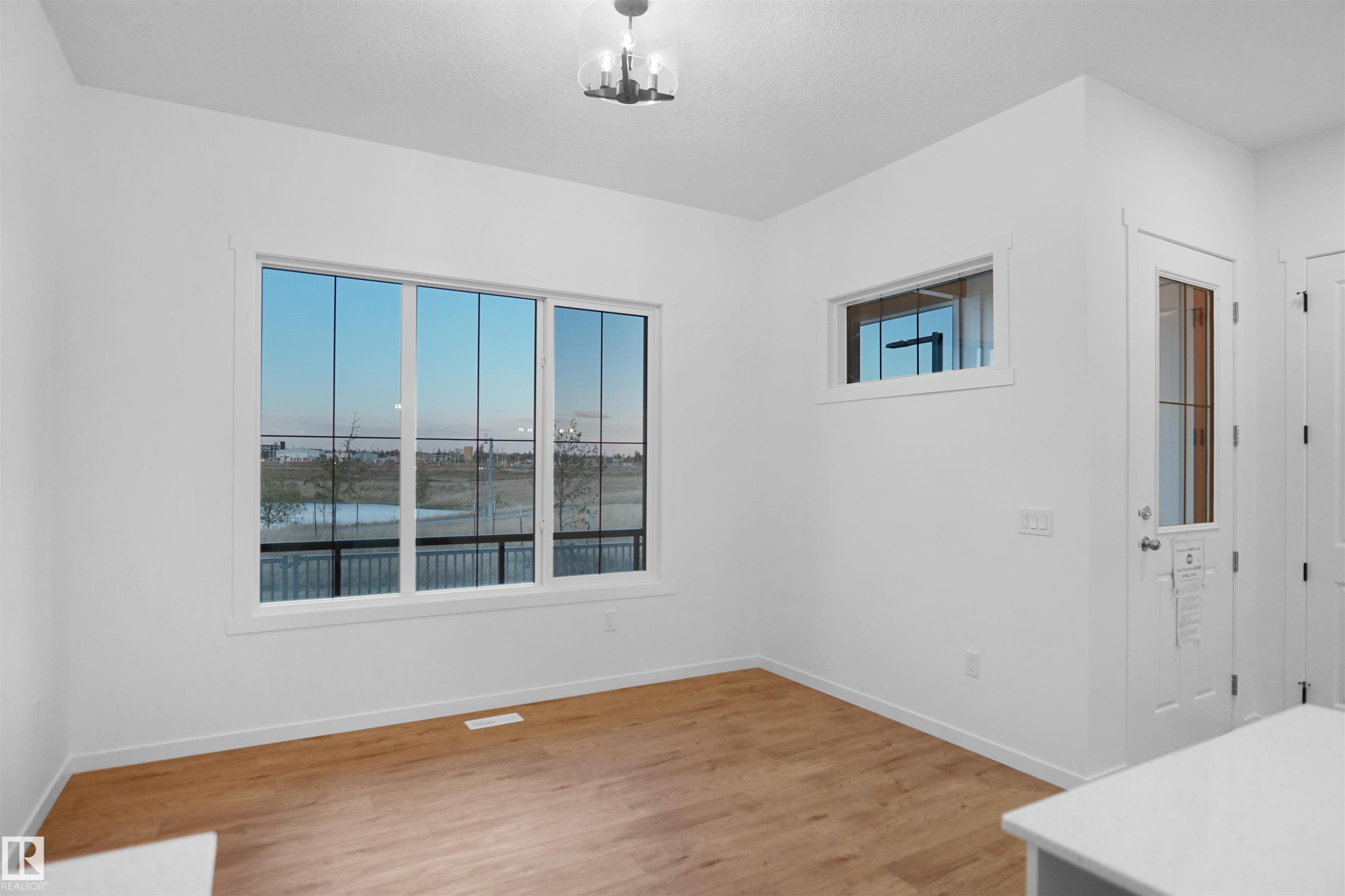 












7507 OBSERVER Lane

,
Edmonton,




AB
T5G 2S5

