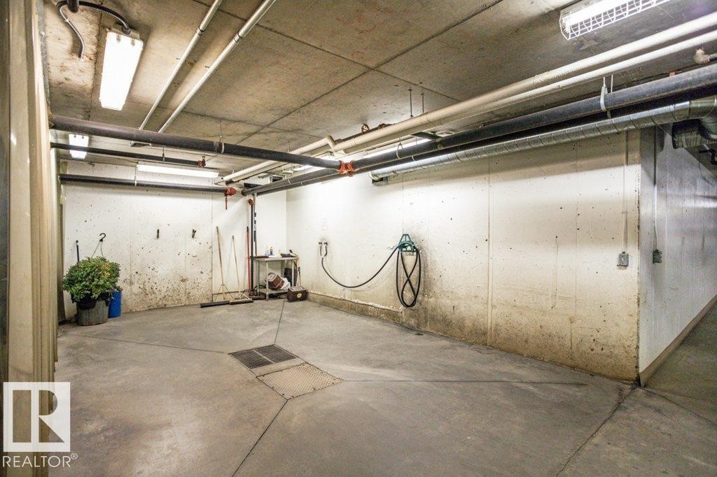 












259 2750 55 Street

,
Edmonton,




AB
T6L 7H5

