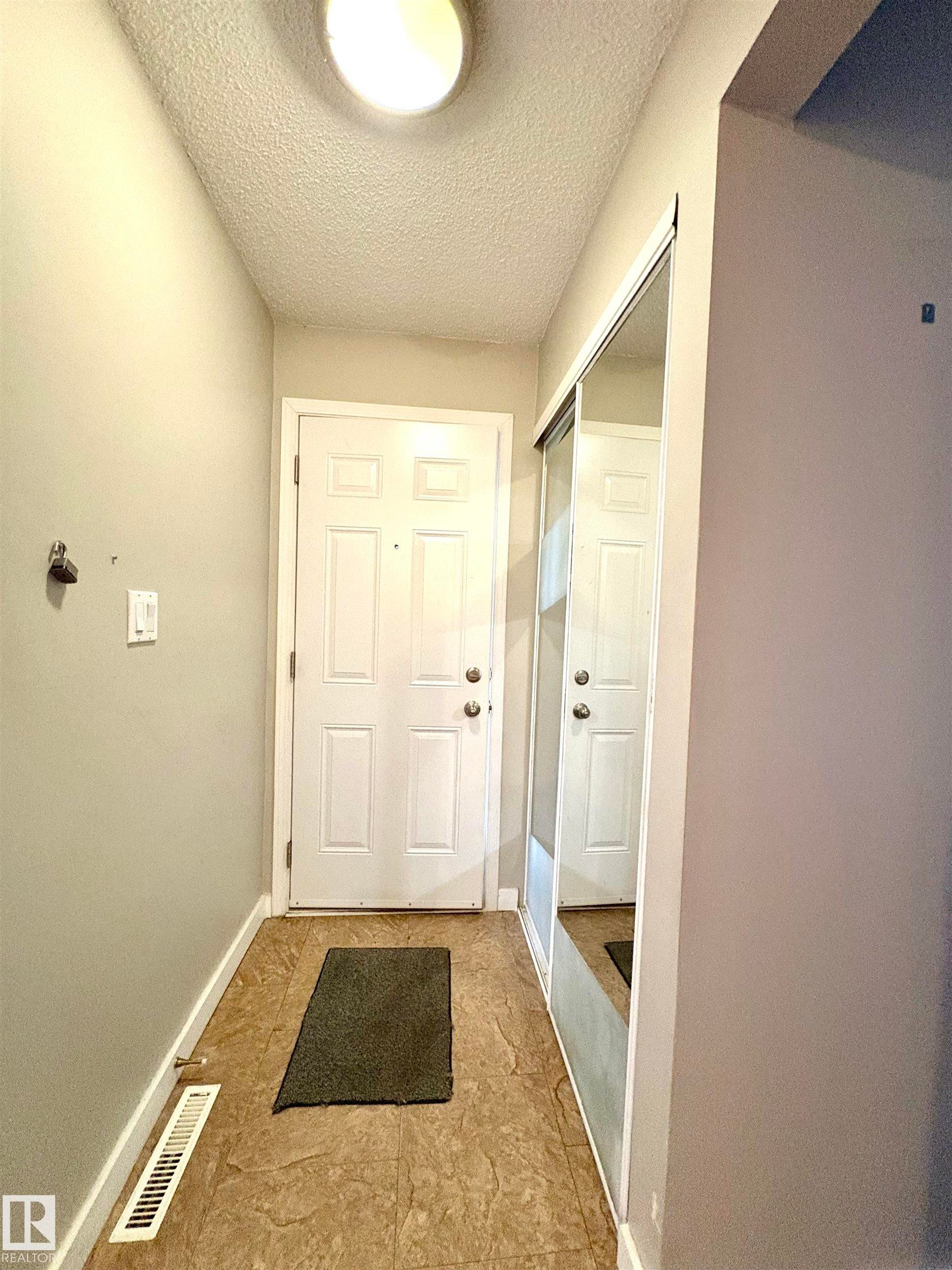 












170 LONDONDERRY SQUARE Square

,
Edmonton,




AB
T5C 3C4

