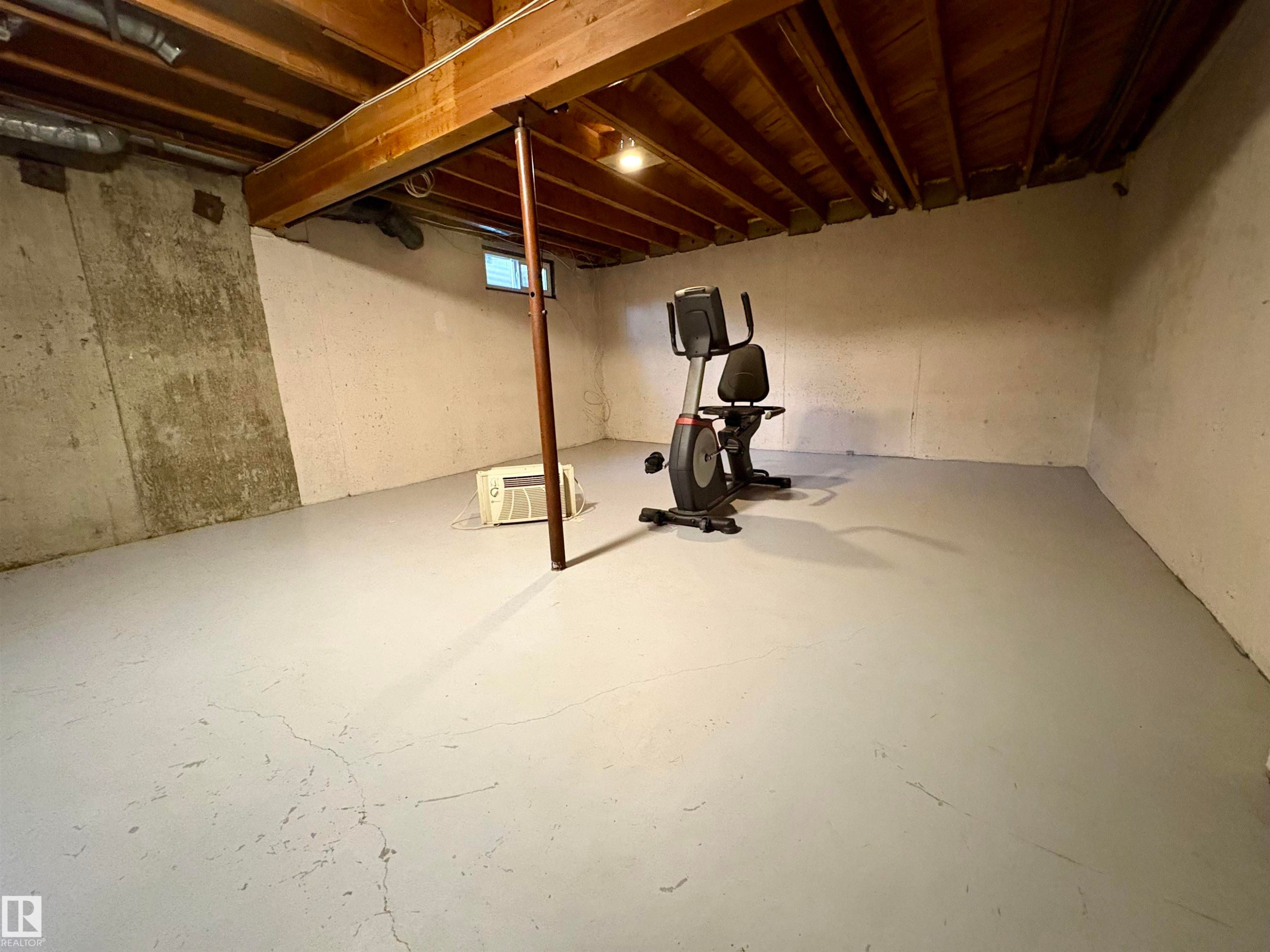 












170 LONDONDERRY SQUARE Square

,
Edmonton,




AB
T5C 3C4

