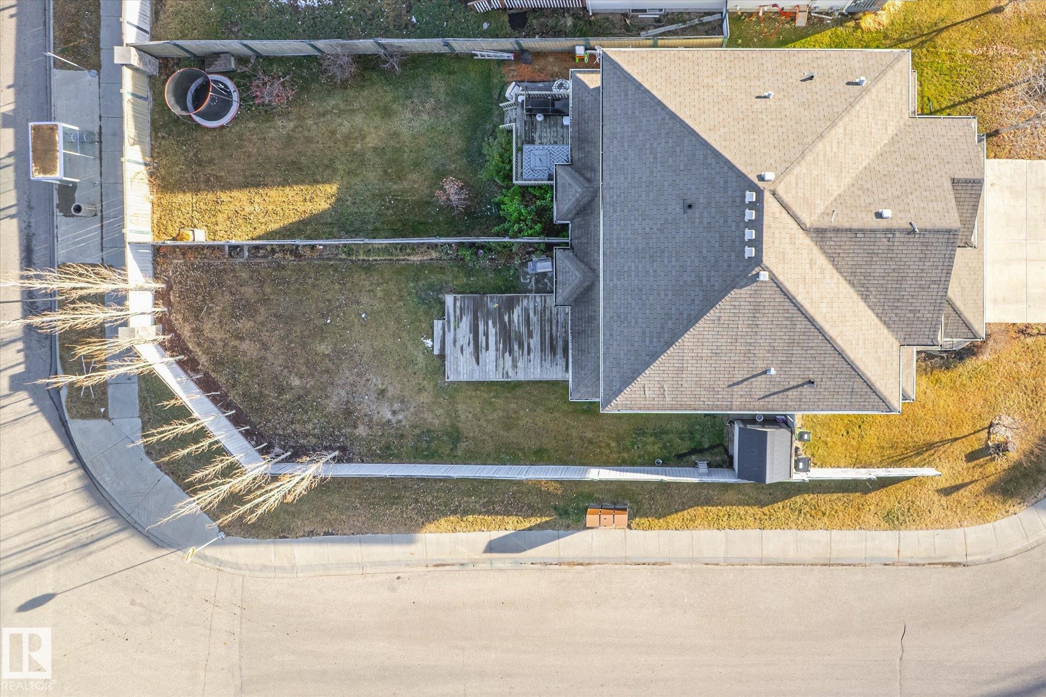 












17130 7A Avenue

,
Edmonton,




AB
T6W 0M5

