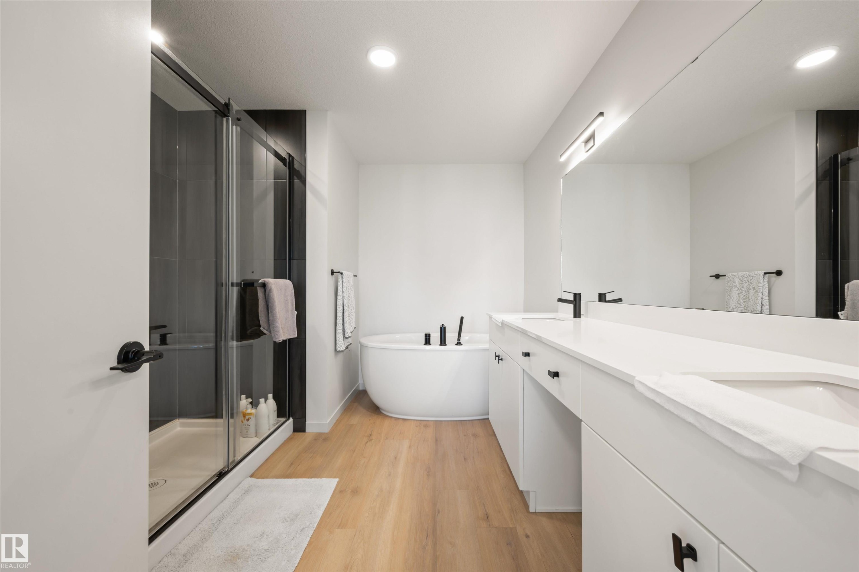 












459 39 Street

,
Edmonton,




AB
T6X 2X9

