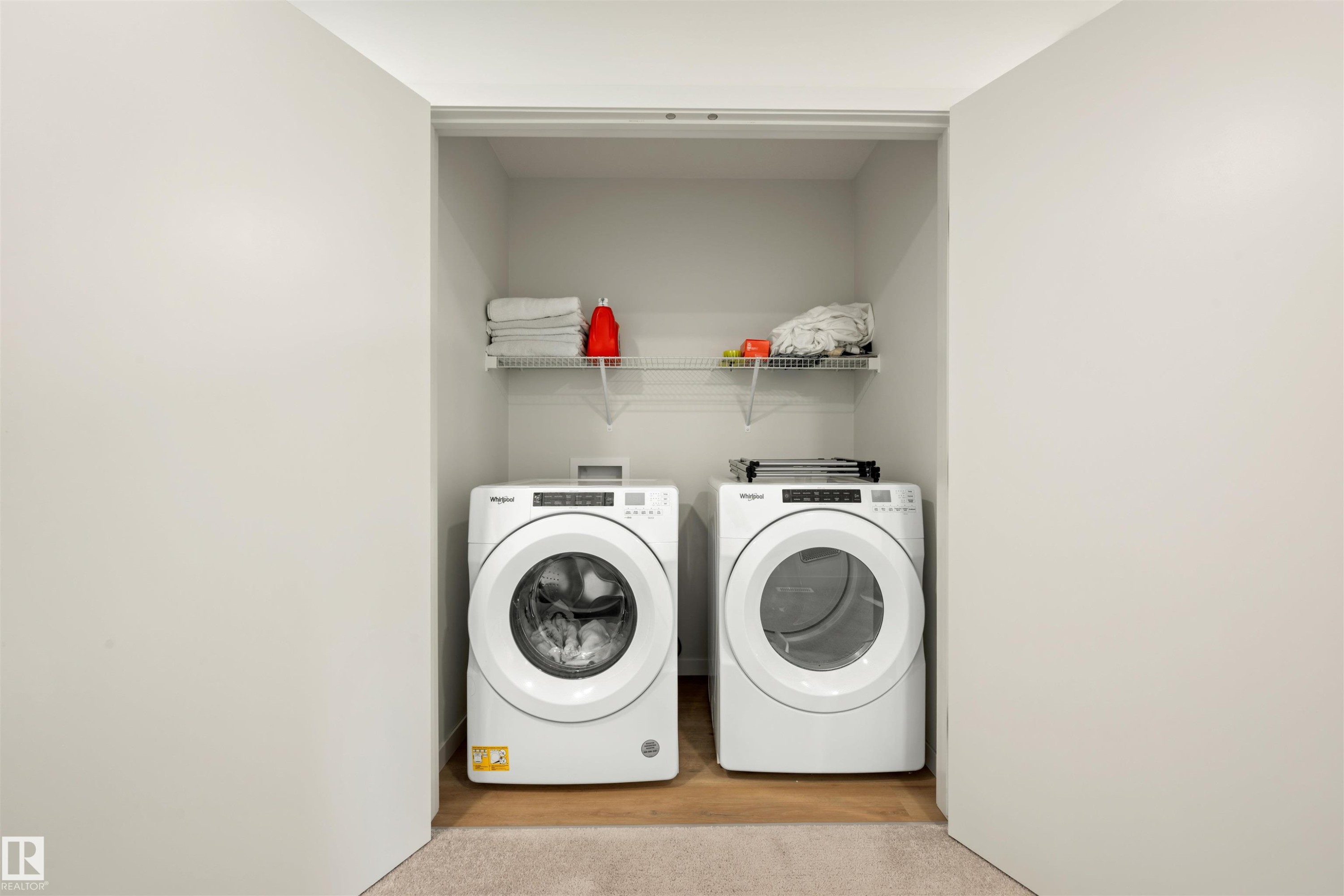 












459 39 Street

,
Edmonton,




AB
T6X 2X9

