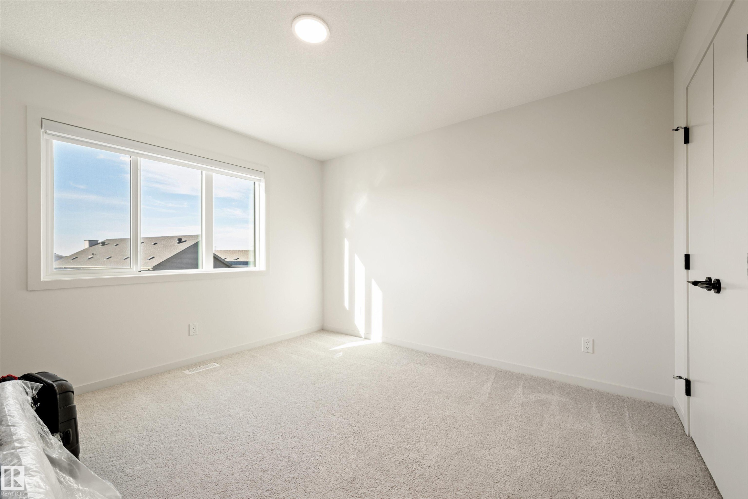 












459 39 Street

,
Edmonton,




AB
T6X 2X9

