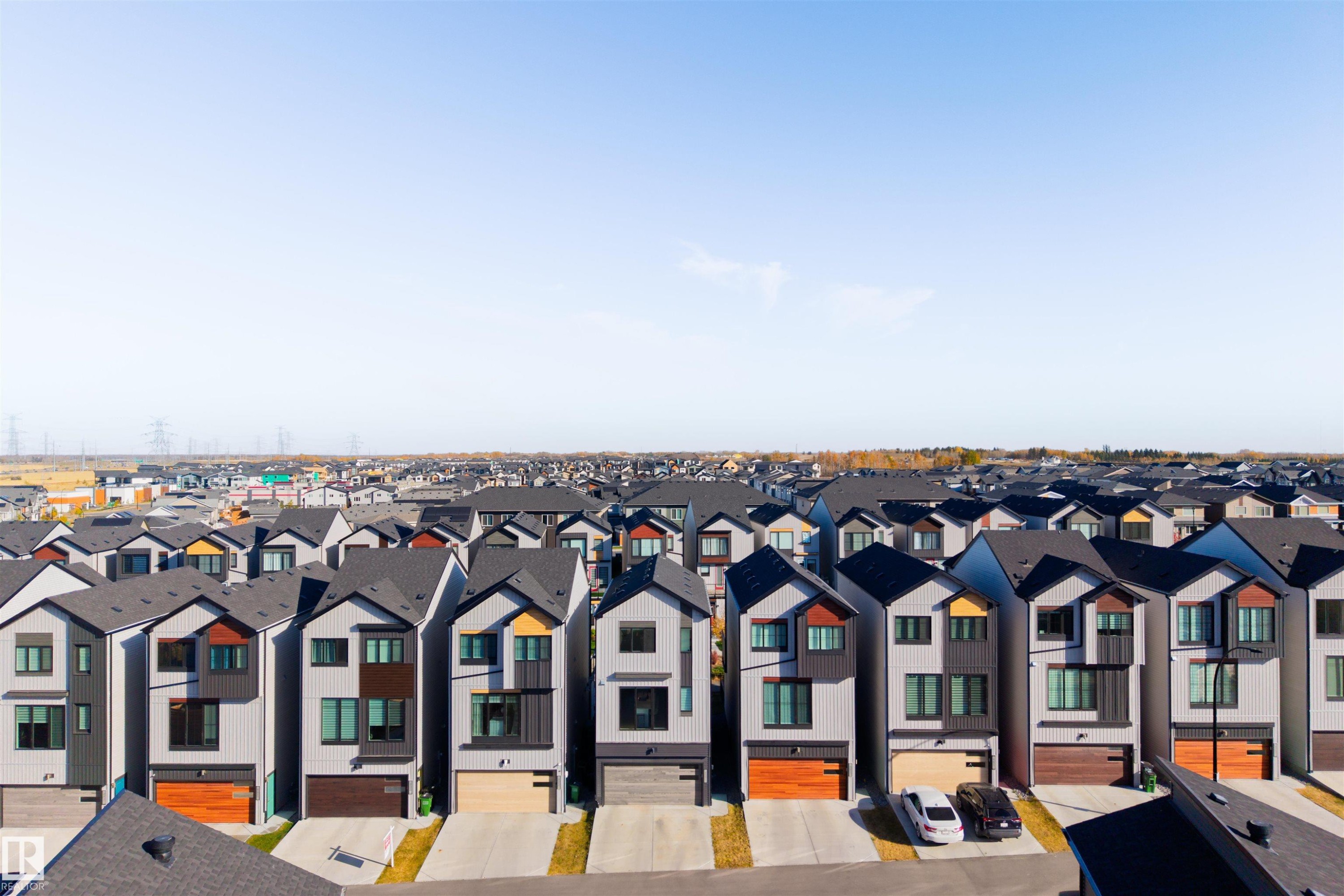 












459 39 Street

,
Edmonton,




AB
T6X 2X9

