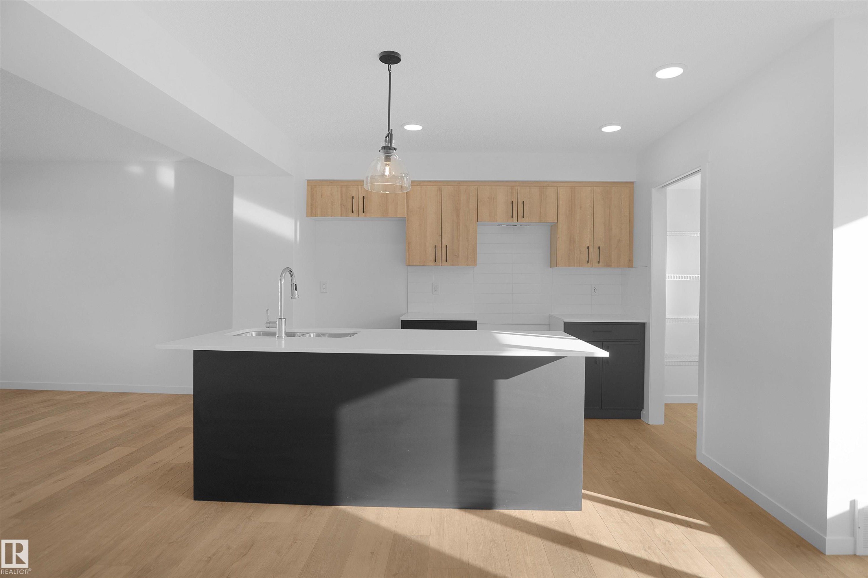 












4189 Kinglet Drive

,
Edmonton,




AB
T5S 0N8

