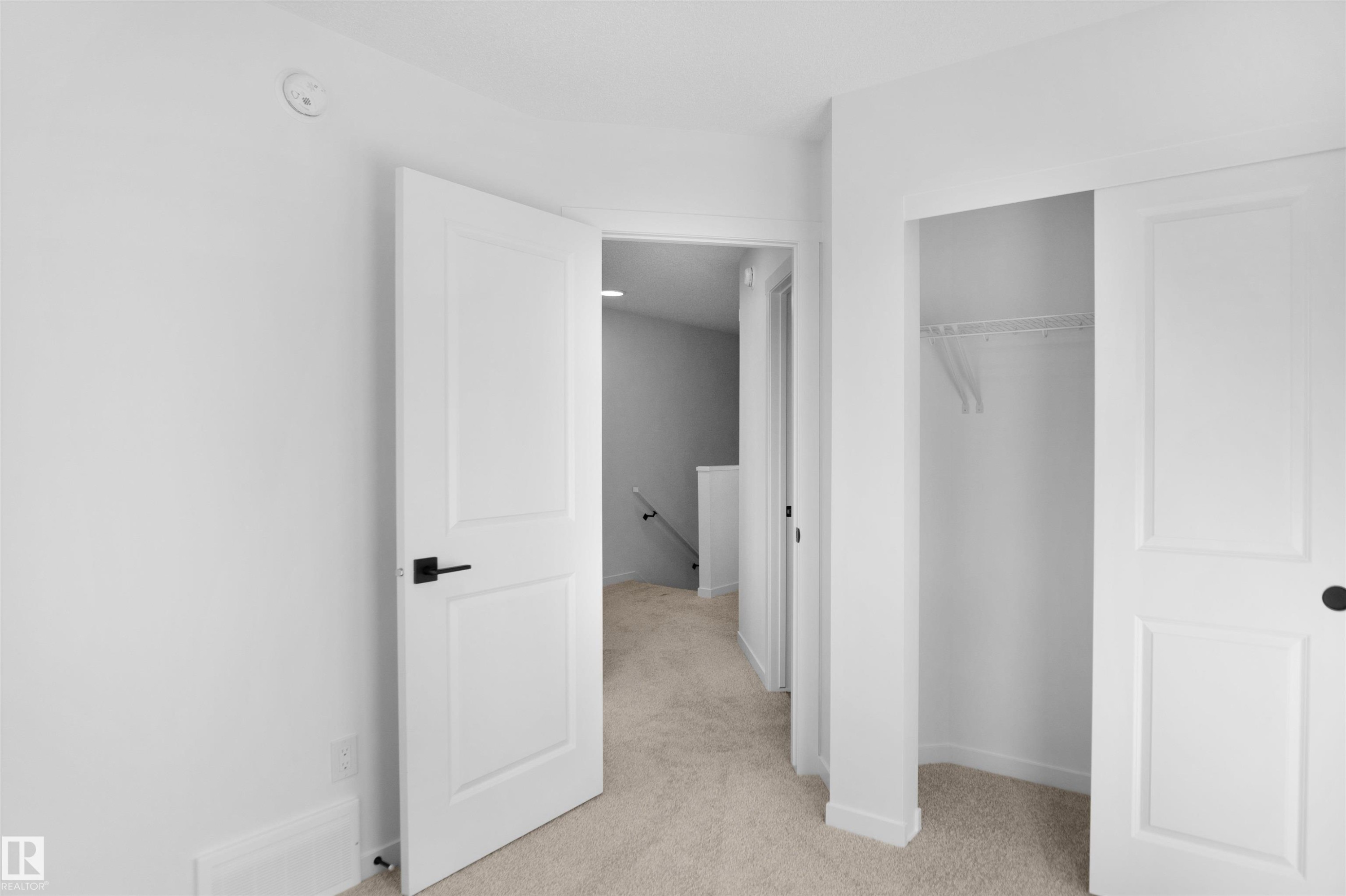 












4189 Kinglet Drive

,
Edmonton,




AB
T5S 0N8

