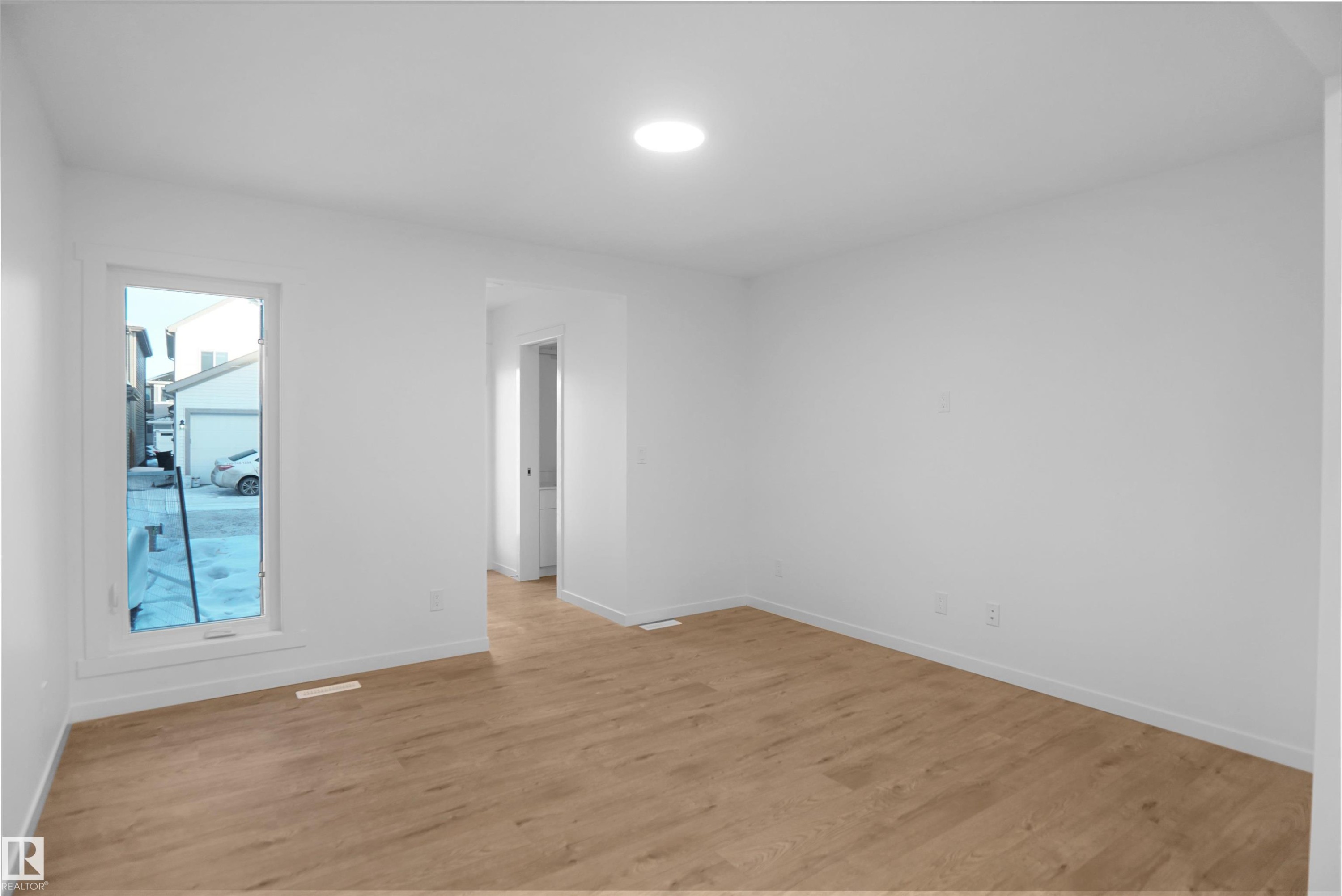 












2107 210 Street

,
Edmonton,




AB
T5S 0T1

