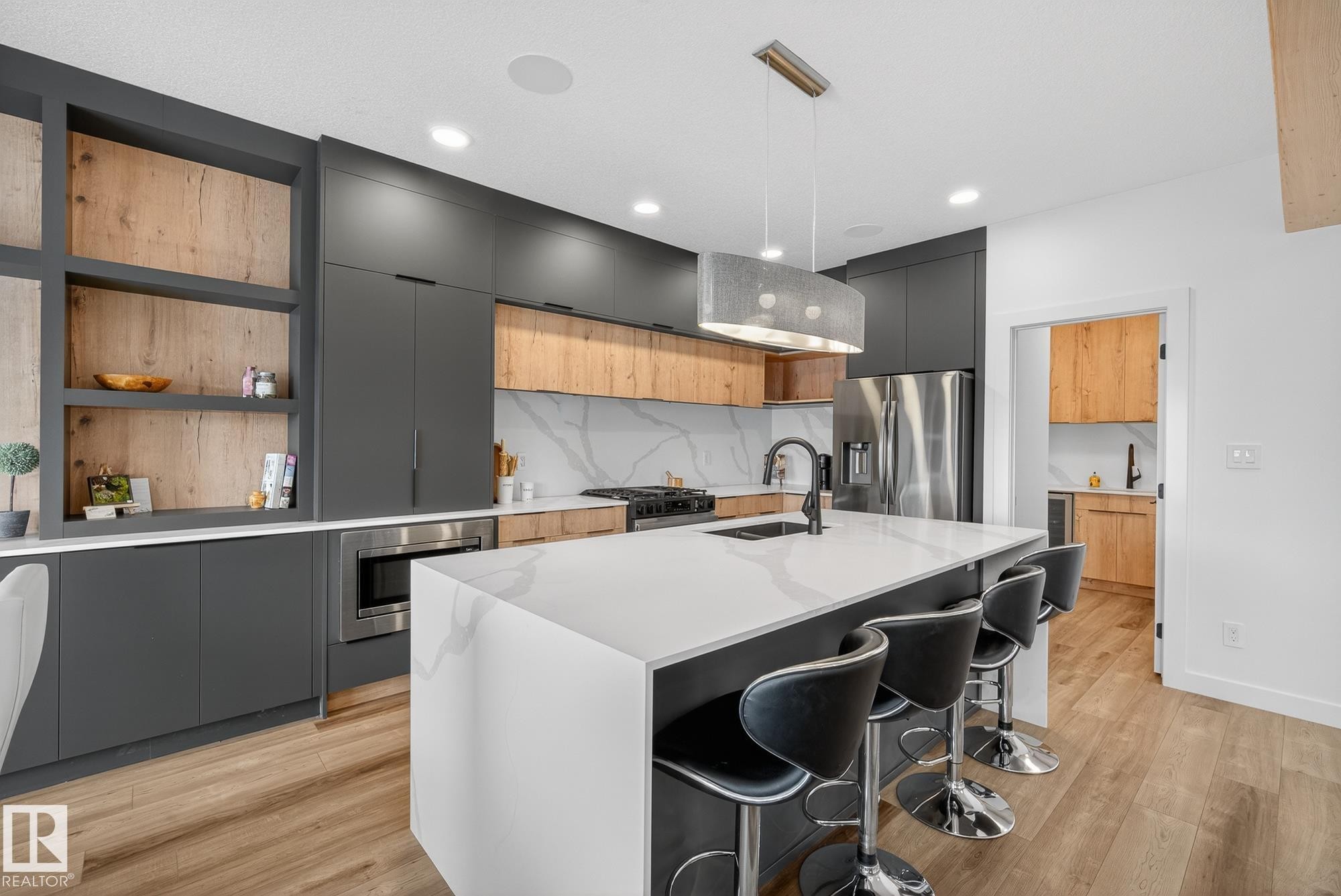 












6 ELDRIDGE Point(e)

,
St. Albert,




AB
T8N 8C3

