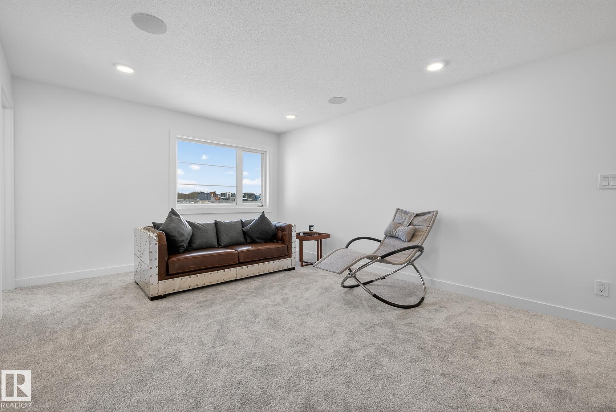 












6 ELDRIDGE Point(e)

,
St. Albert,




AB
T8N 8C3

