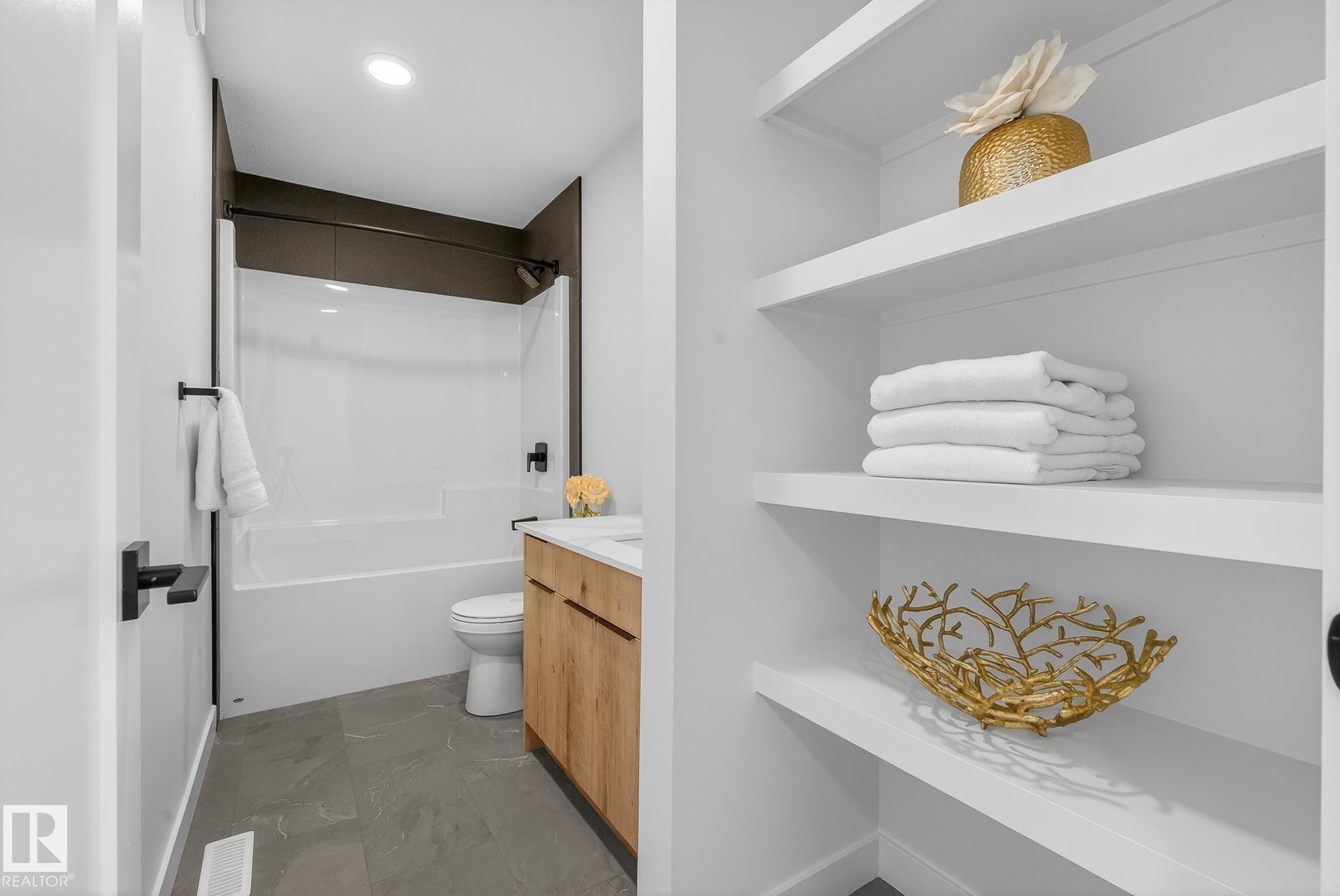 












6 ELDRIDGE Point(e)

,
St. Albert,




AB
T8N 8C3

