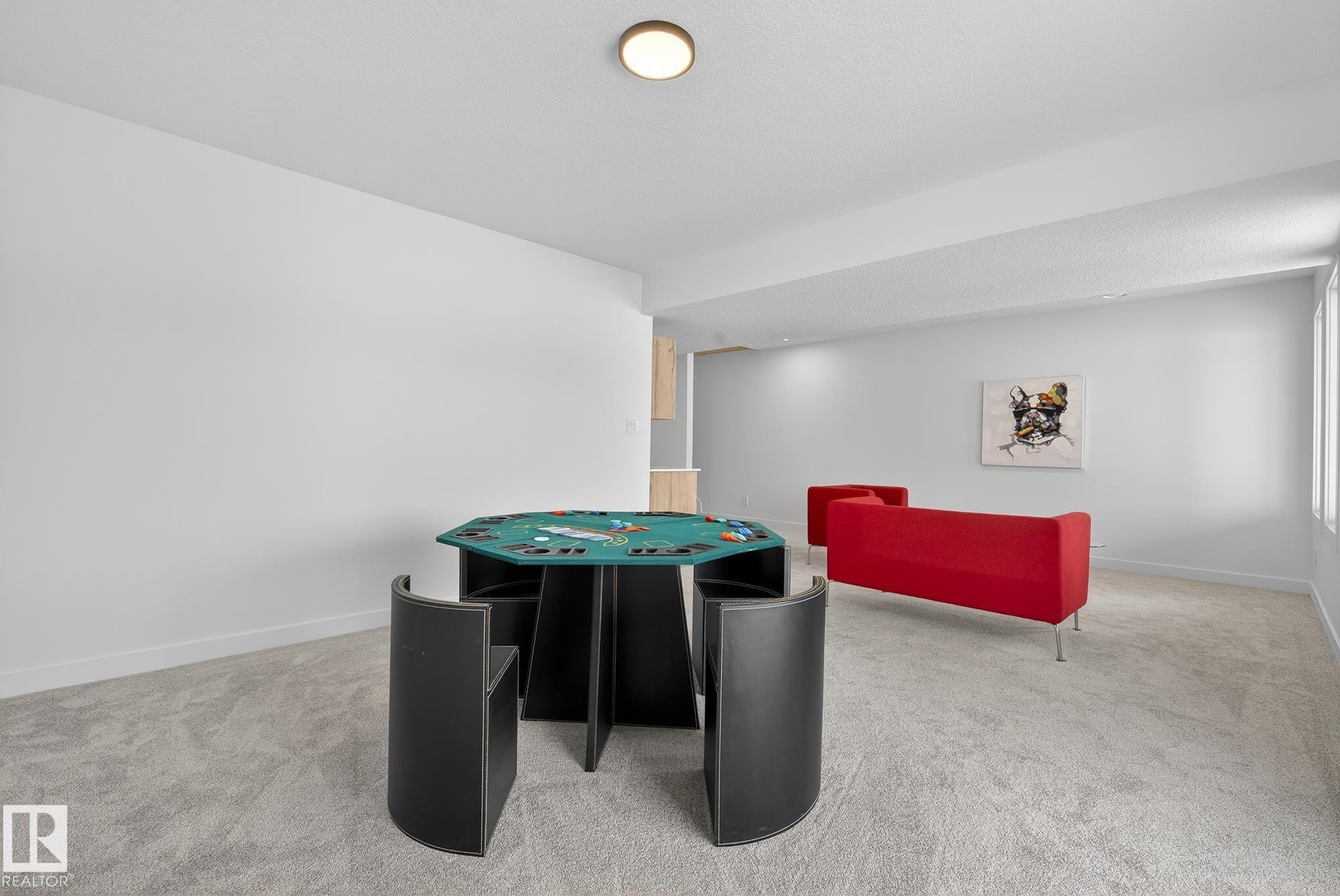 












6 ELDRIDGE Point(e)

,
St. Albert,




AB
T8N 8C3

