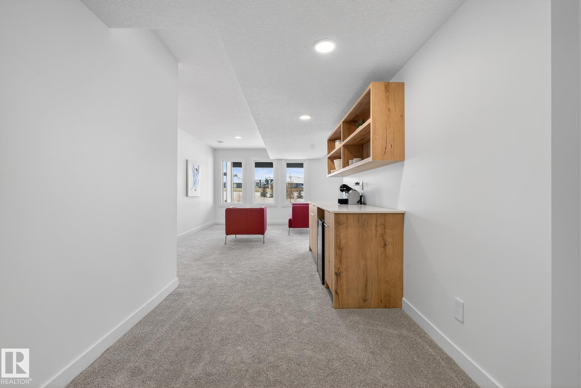 












6 ELDRIDGE Point(e)

,
St. Albert,




AB
T8N 8C3

