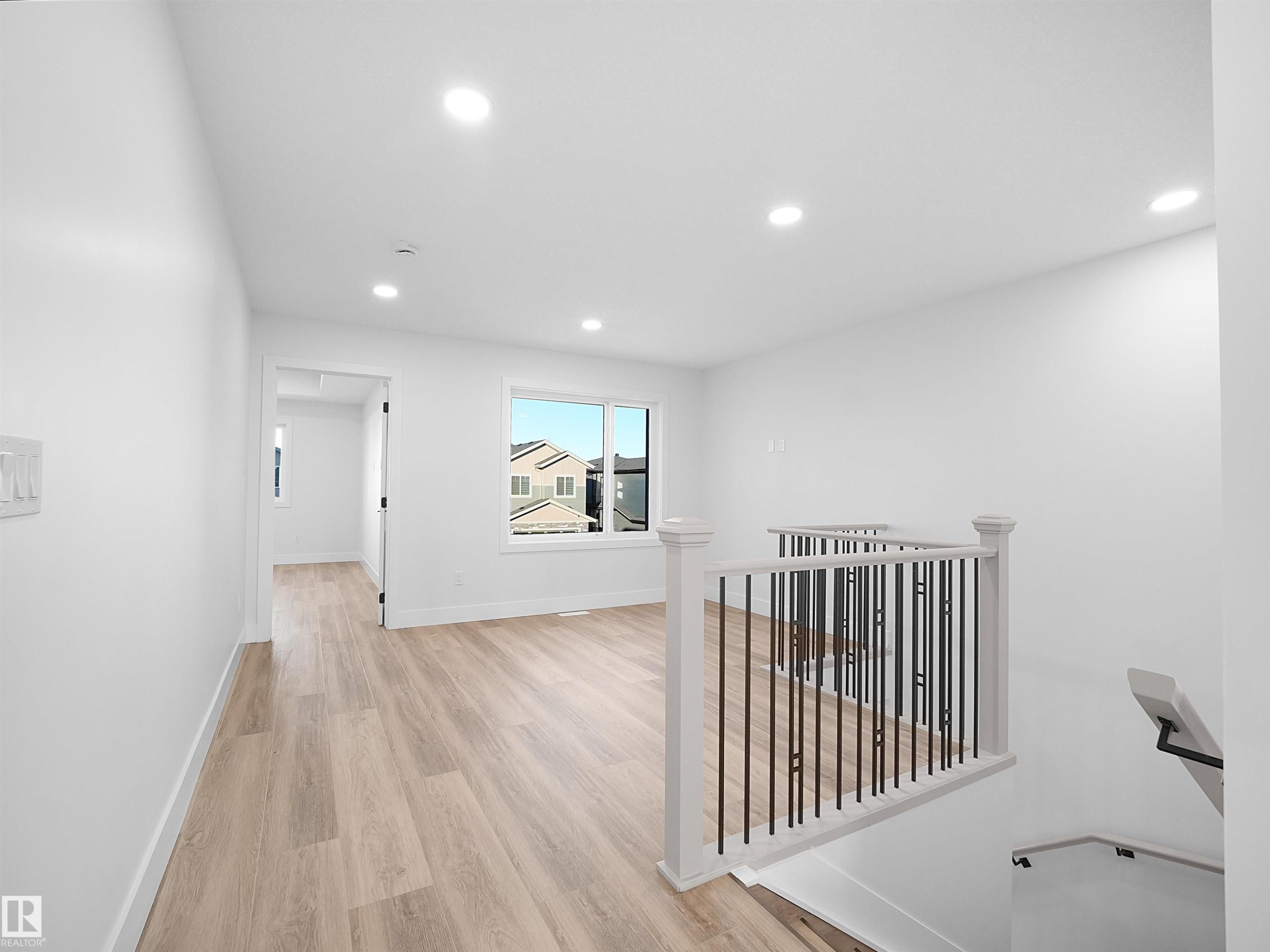 












6907 169 Avenue

,
Edmonton,




AB
T5Z 0H2

