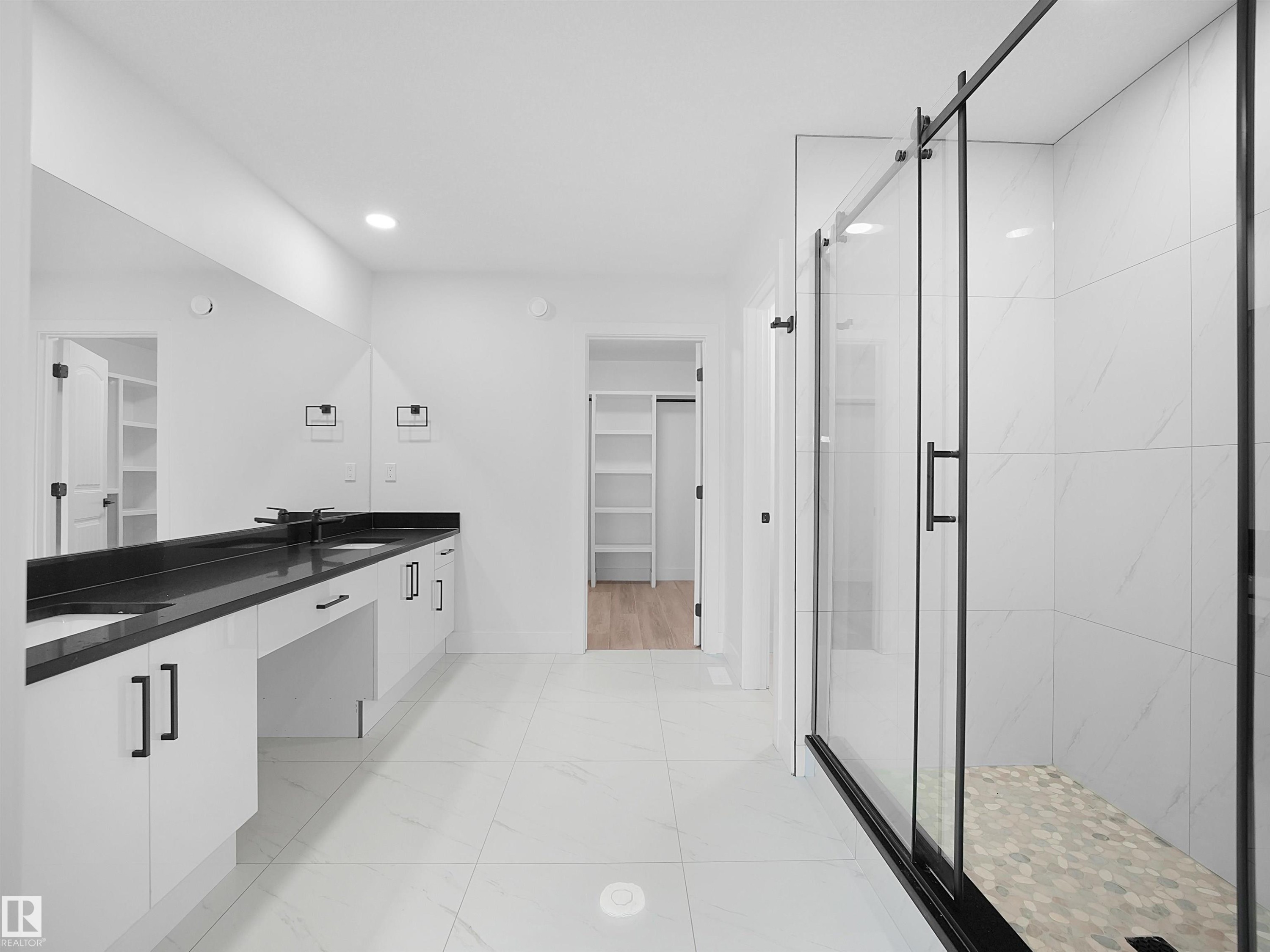 












6907 169 Avenue

,
Edmonton,




AB
T5Z 0H2

