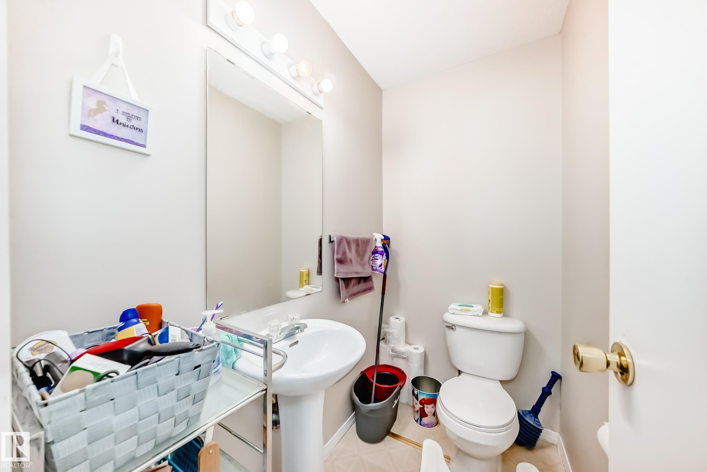 












208 11421 34 Street

,
Edmonton,




AB
T5W 5J7

