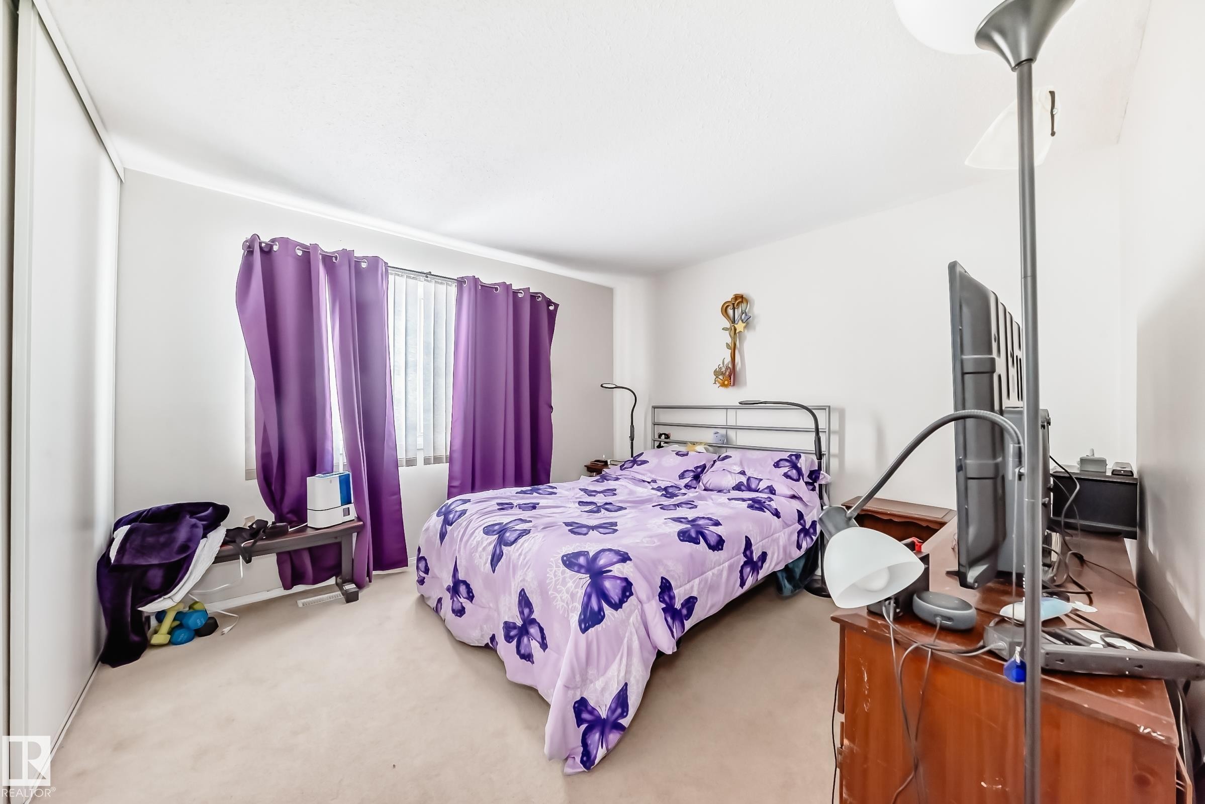 












208 11421 34 Street

,
Edmonton,




AB
T5W 5J7

