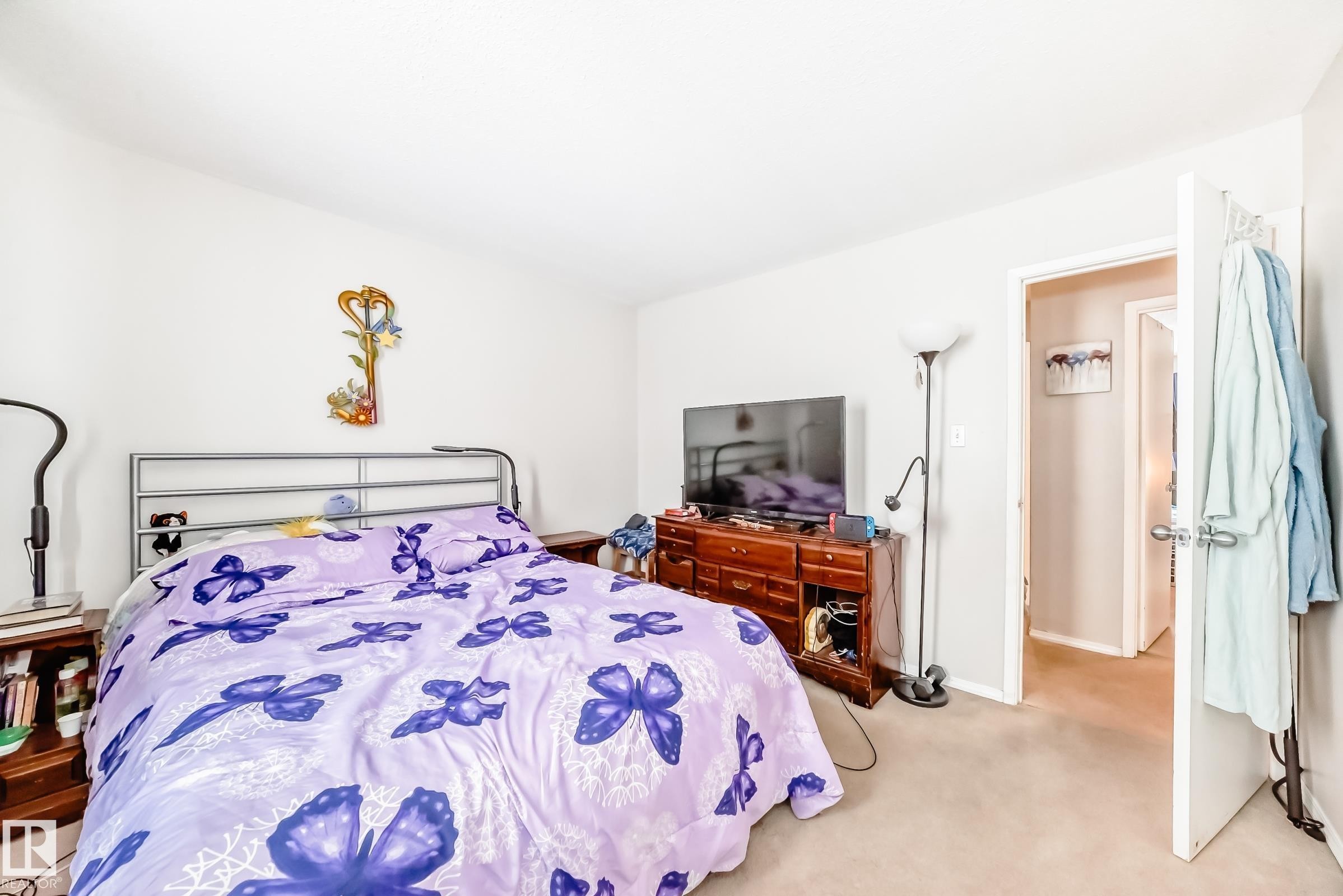 












208 11421 34 Street

,
Edmonton,




AB
T5W 5J7

