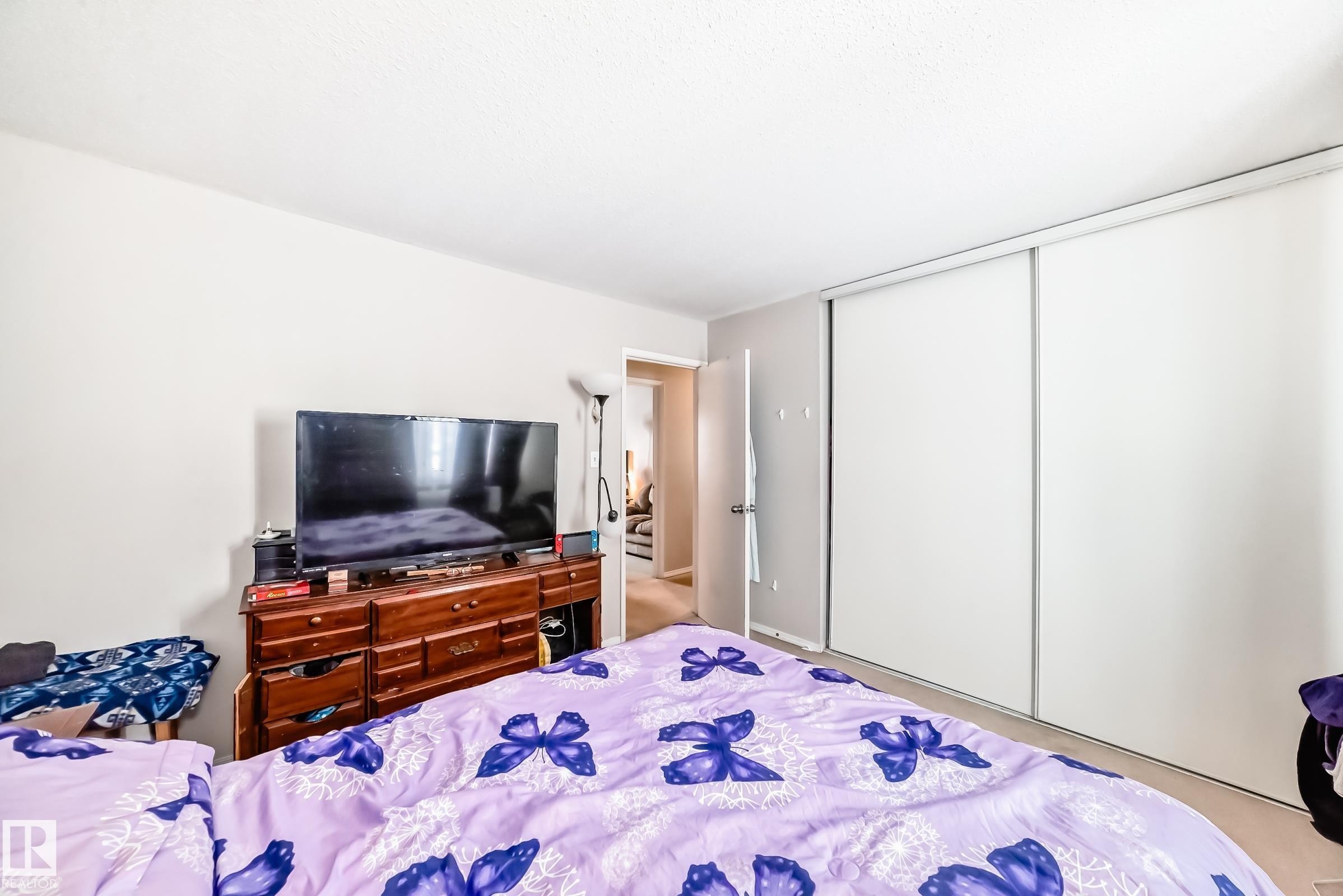 












208 11421 34 Street

,
Edmonton,




AB
T5W 5J7

