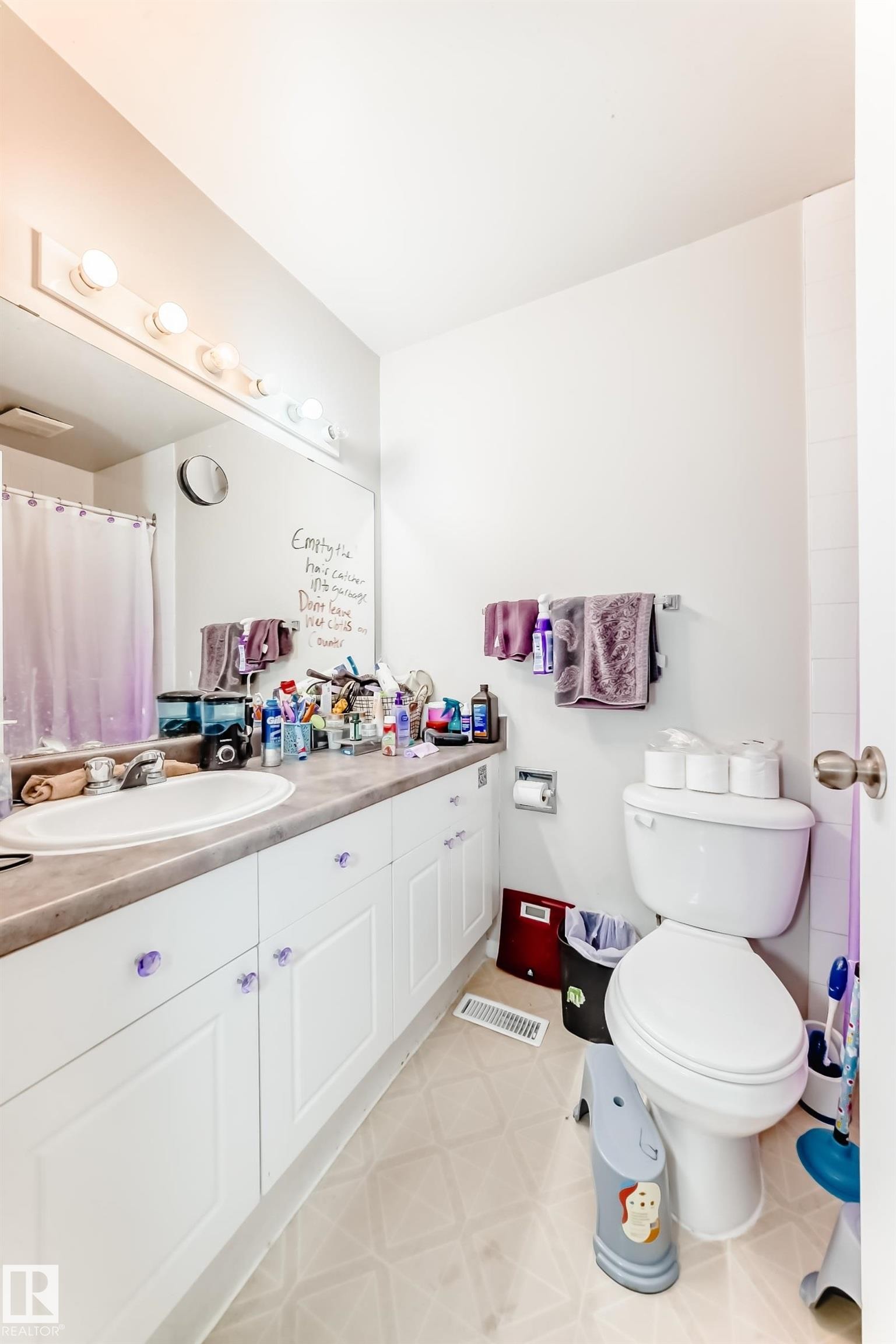 












208 11421 34 Street

,
Edmonton,




AB
T5W 5J7

