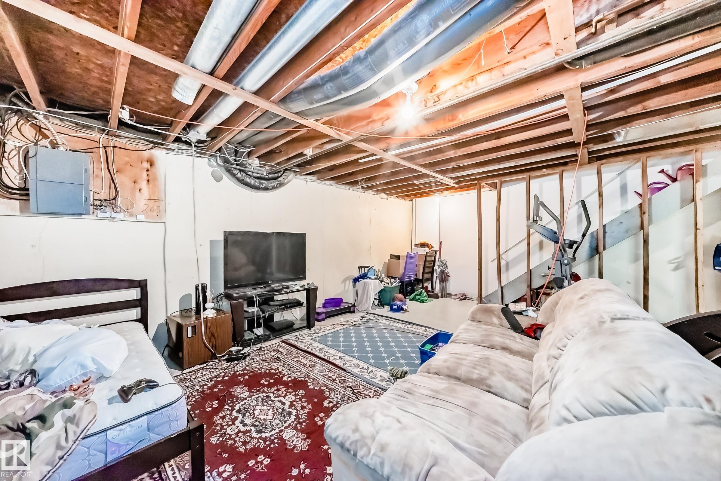 












208 11421 34 Street

,
Edmonton,




AB
T5W 5J7

