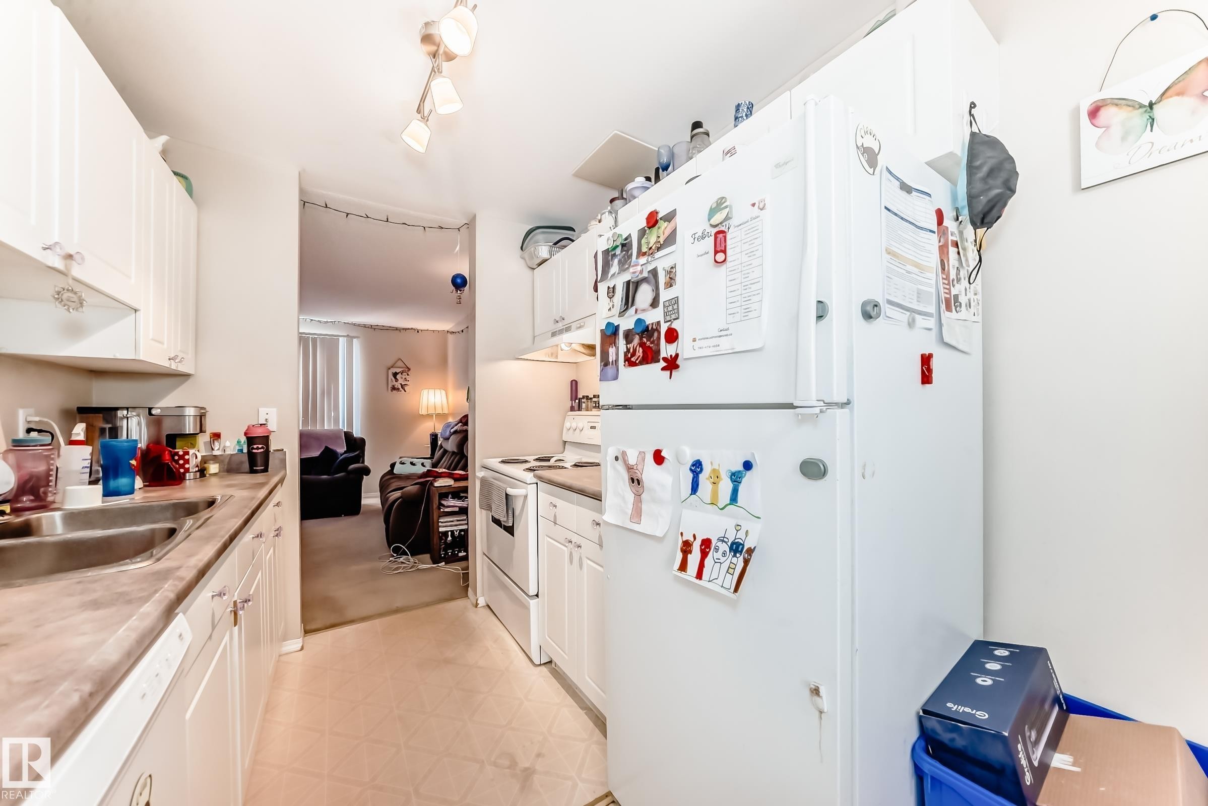 












208 11421 34 Street

,
Edmonton,




AB
T5W 5J7

