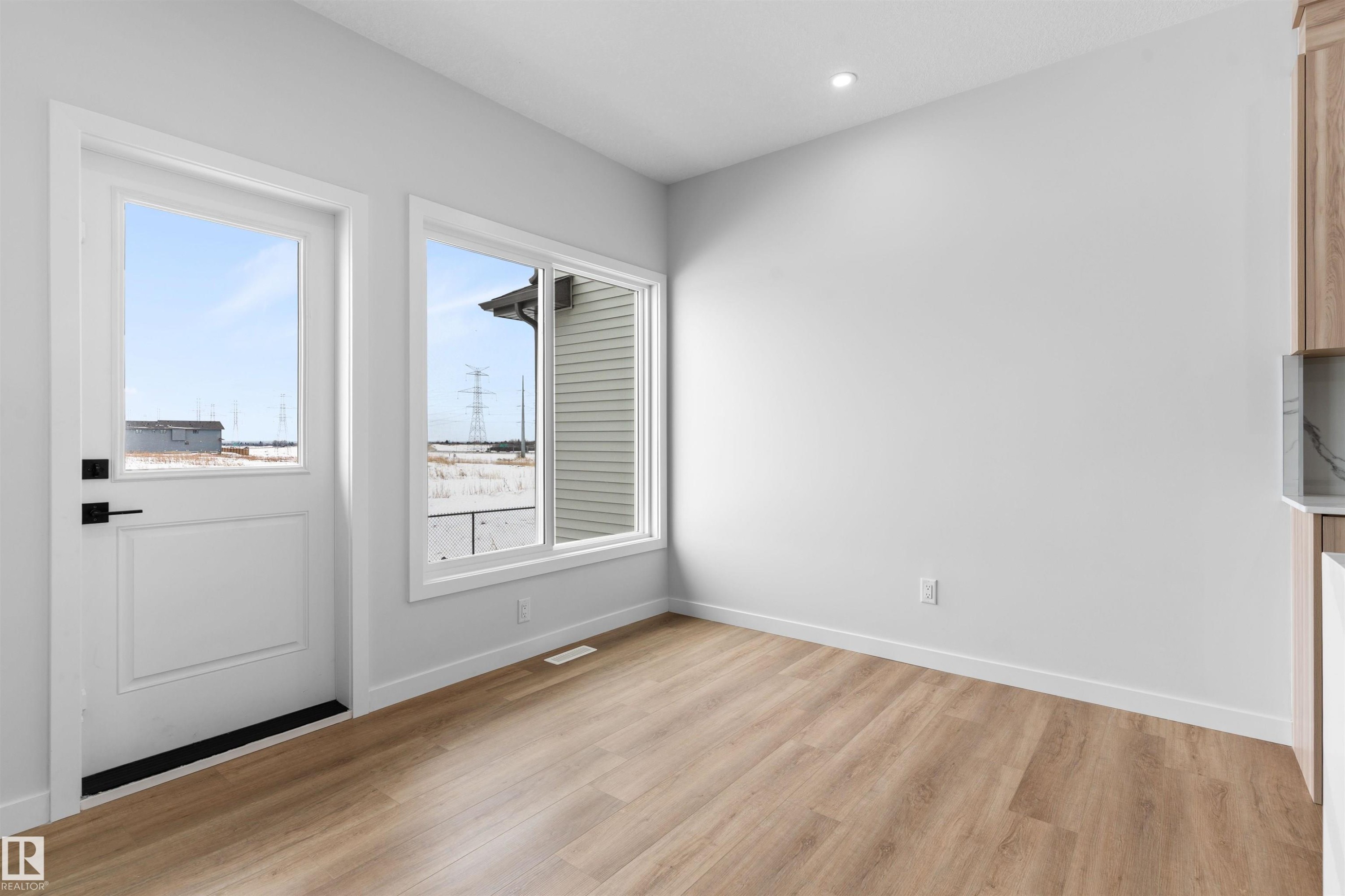 












116 25 Street

,
Edmonton,




AB
T6X 3K3

