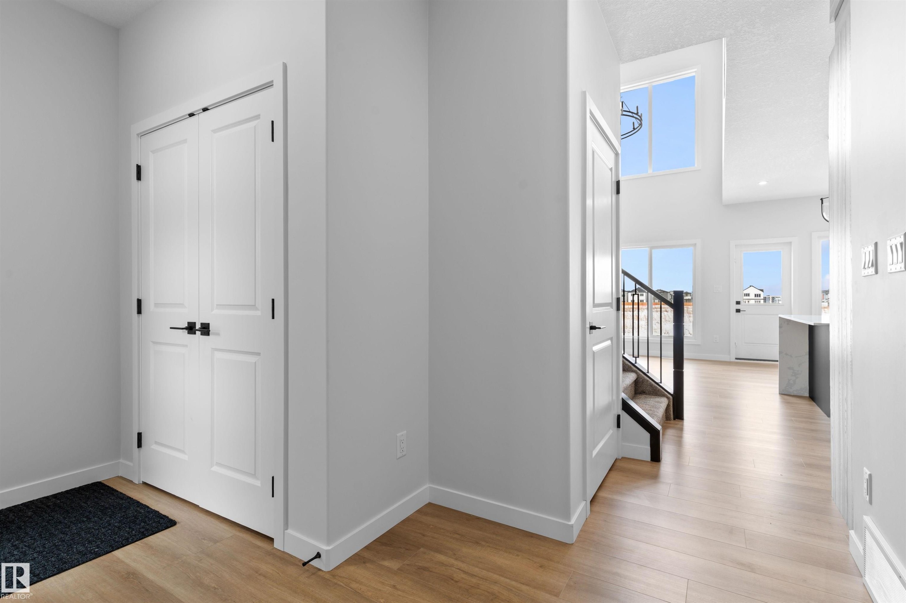 












116 25 Street

,
Edmonton,




AB
T6X 3K3

