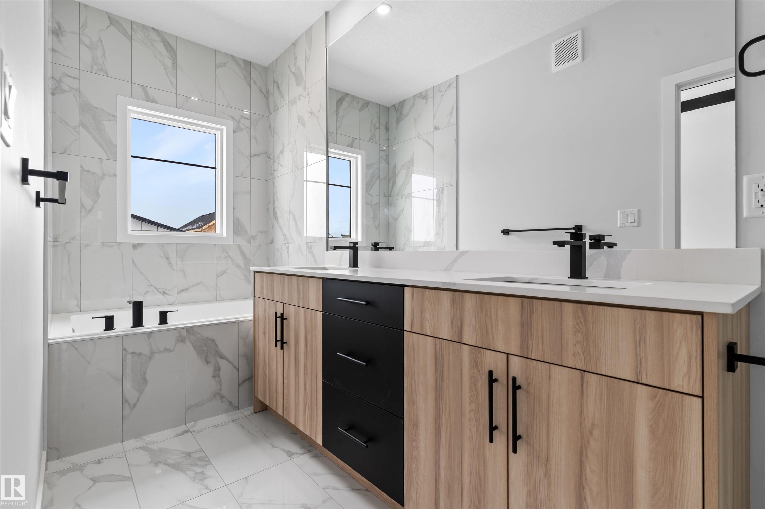 












116 25 Street

,
Edmonton,




AB
T6X 3K3

