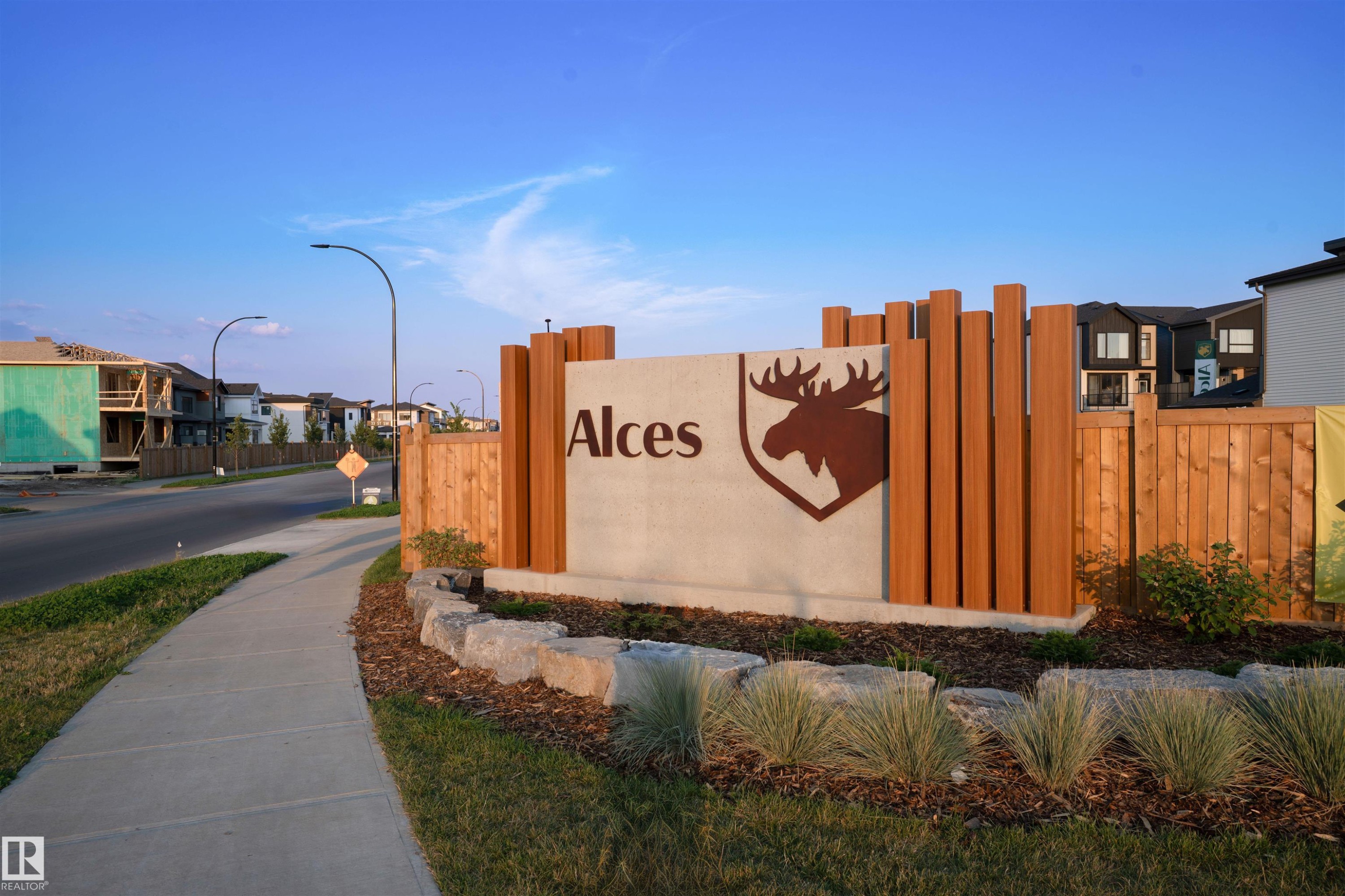 












116 25 Street

,
Edmonton,




AB
T6X 3K3

