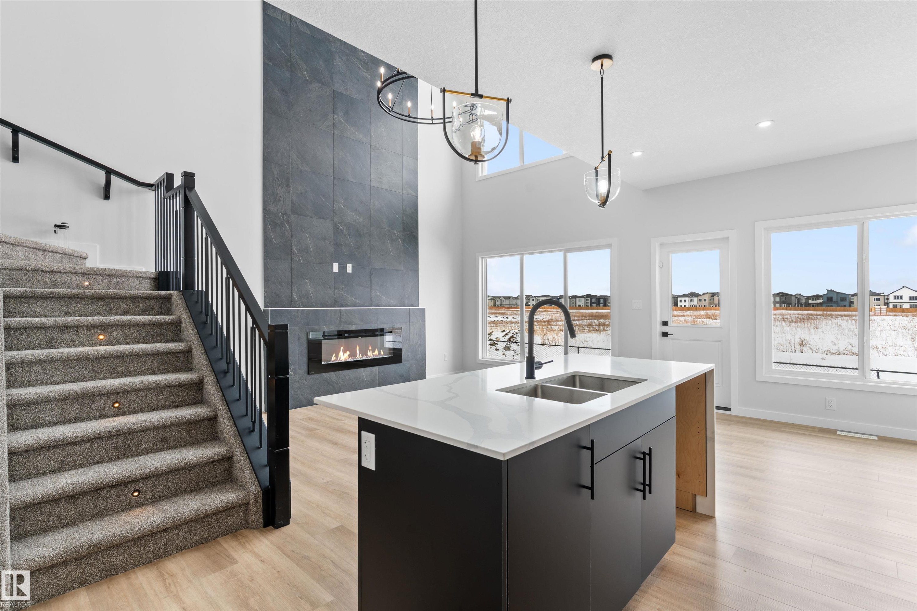 












116 25 Street

,
Edmonton,




AB
T6X 3K3

