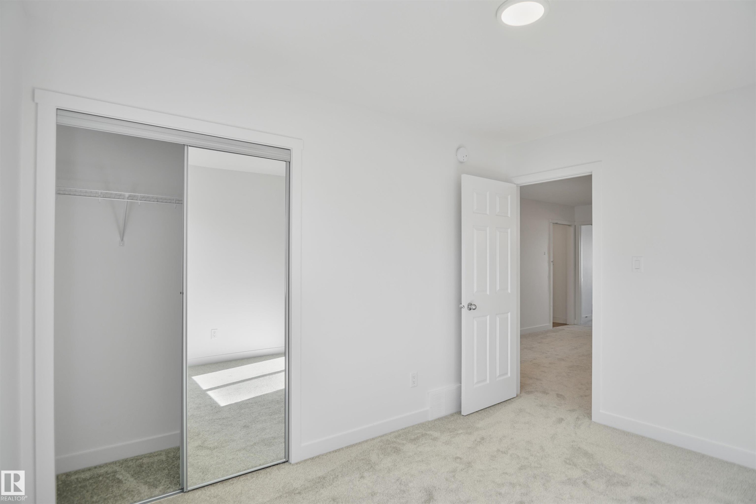 












8464 183 Avenue

,
Edmonton,




AB
T5Z 0L5

