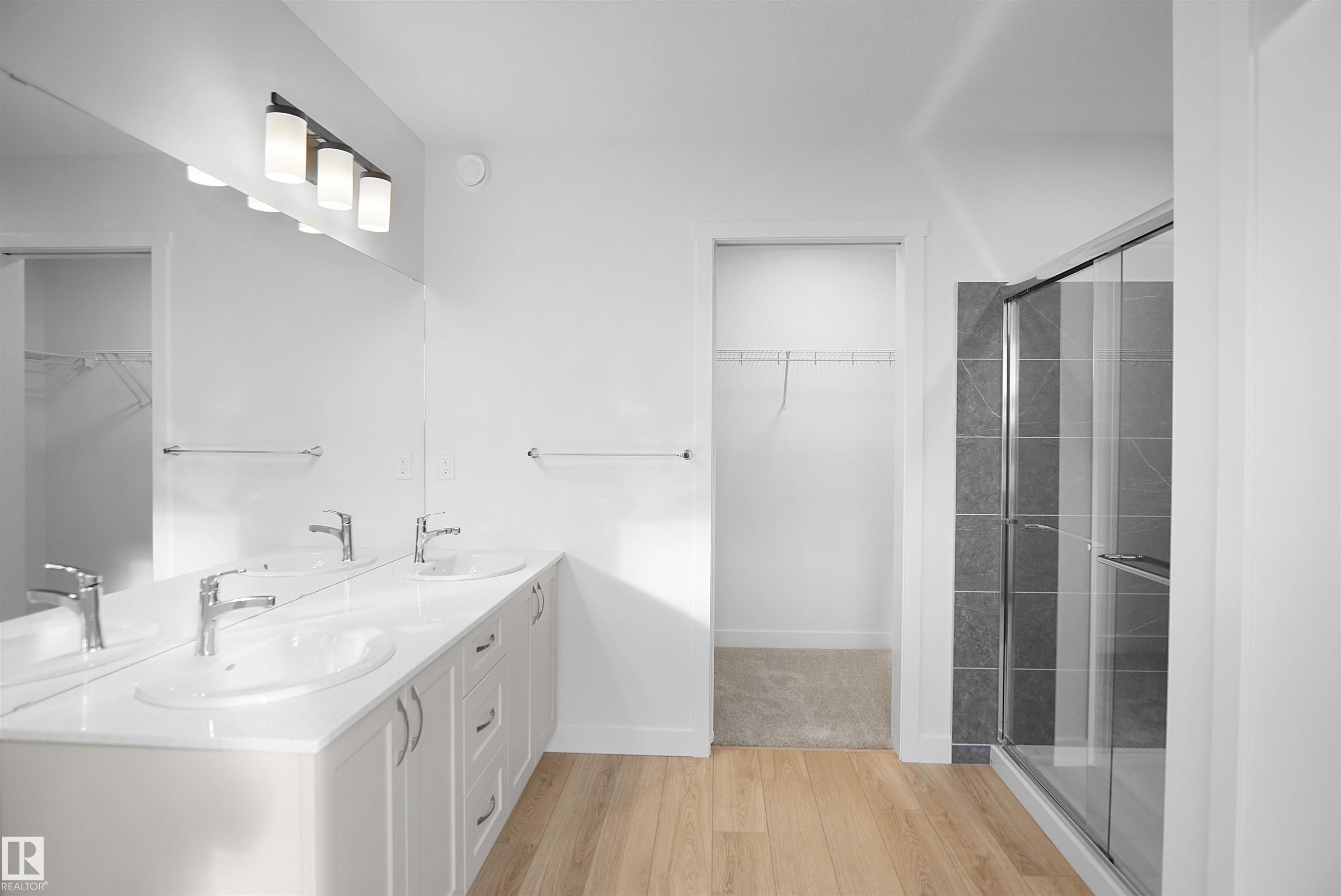 












1173 SOUTH CREEK Wynd

,
Stony Plain,




AB
T7Z 0M1

