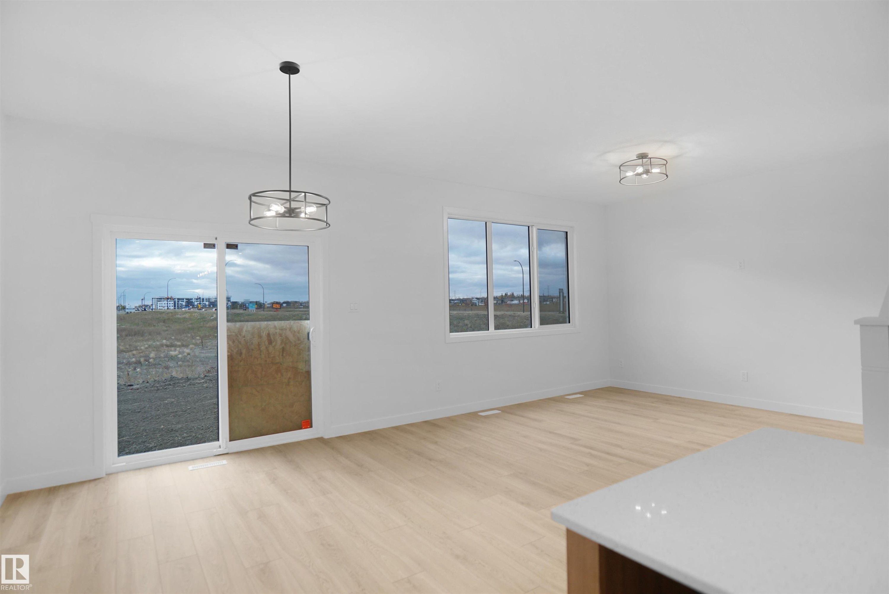 












1173 SOUTH CREEK Wynd

,
Stony Plain,




AB
T7Z 0M1

