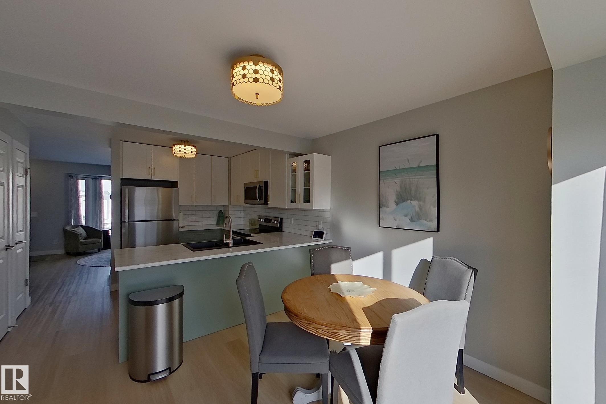 












121 1 ABERDEEN Way

,
Stony Plain,




AB
T7Z 1M9

