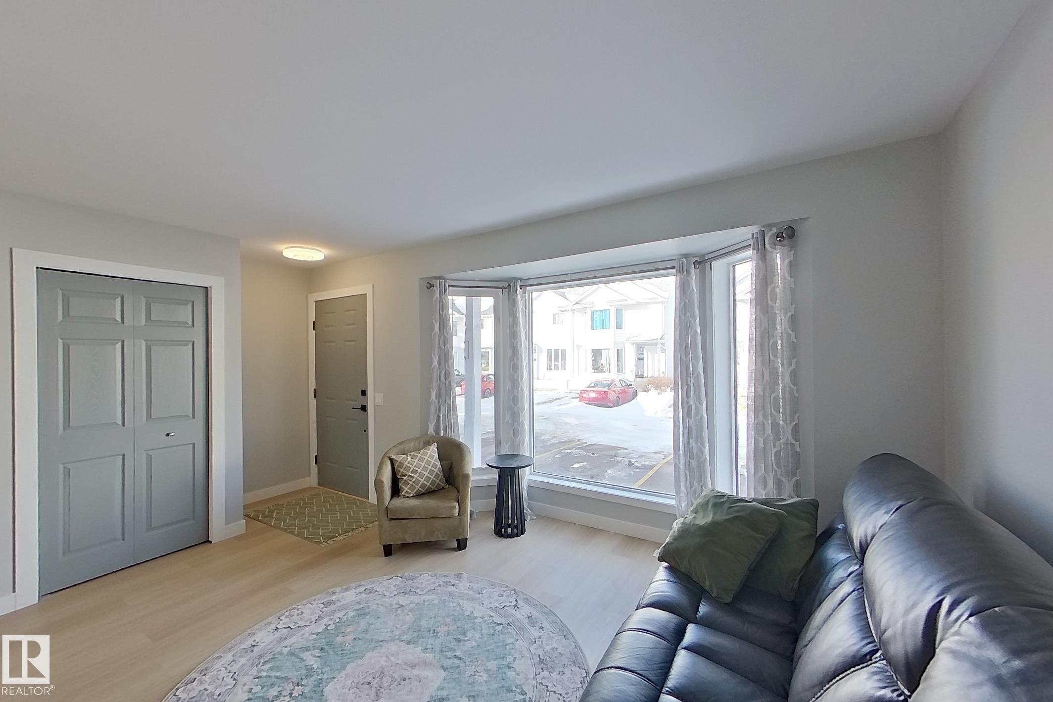 












121 1 ABERDEEN Way

,
Stony Plain,




AB
T7Z 1M9

