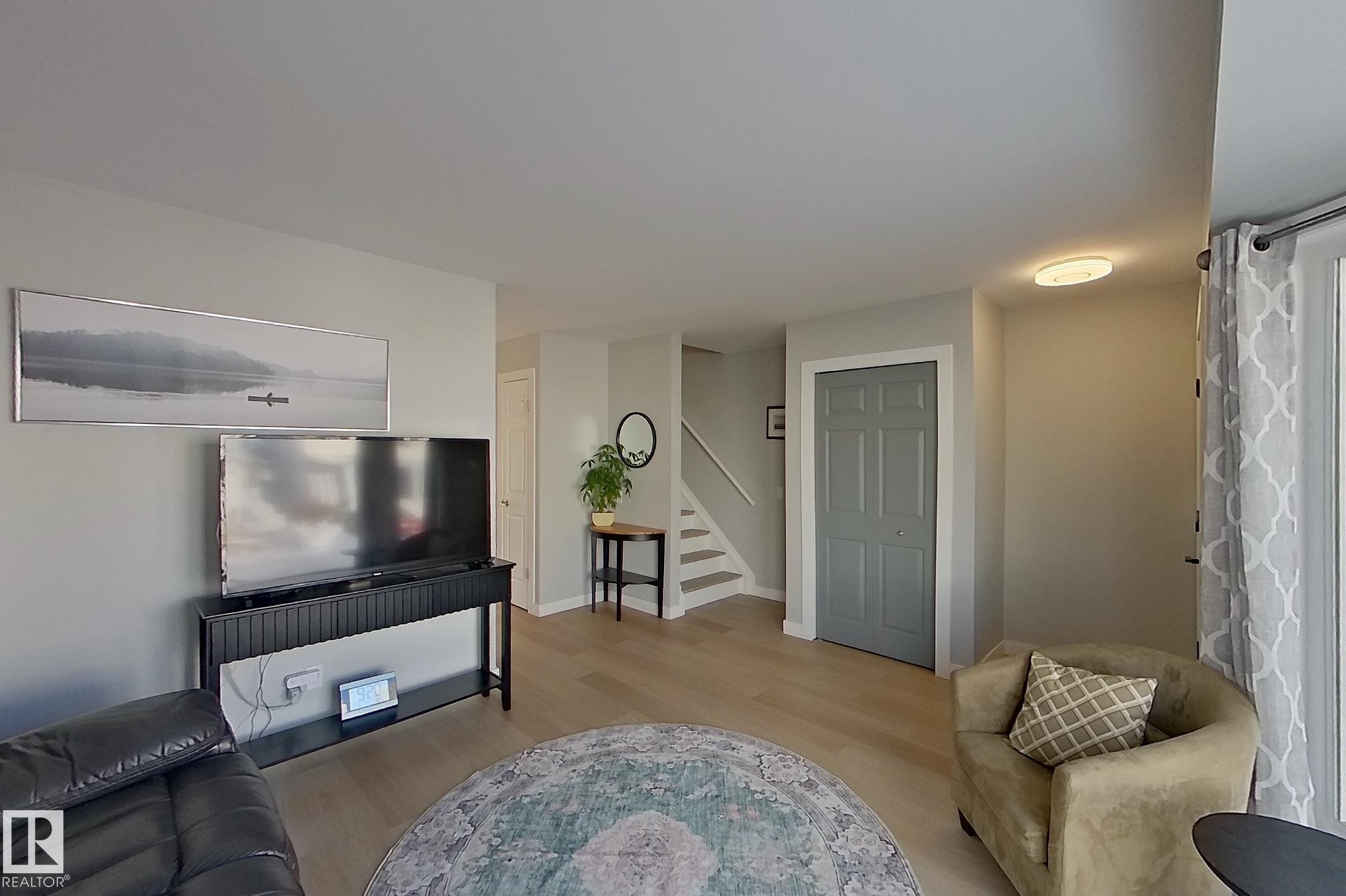 












121 1 ABERDEEN Way

,
Stony Plain,




AB
T7Z 1M9

