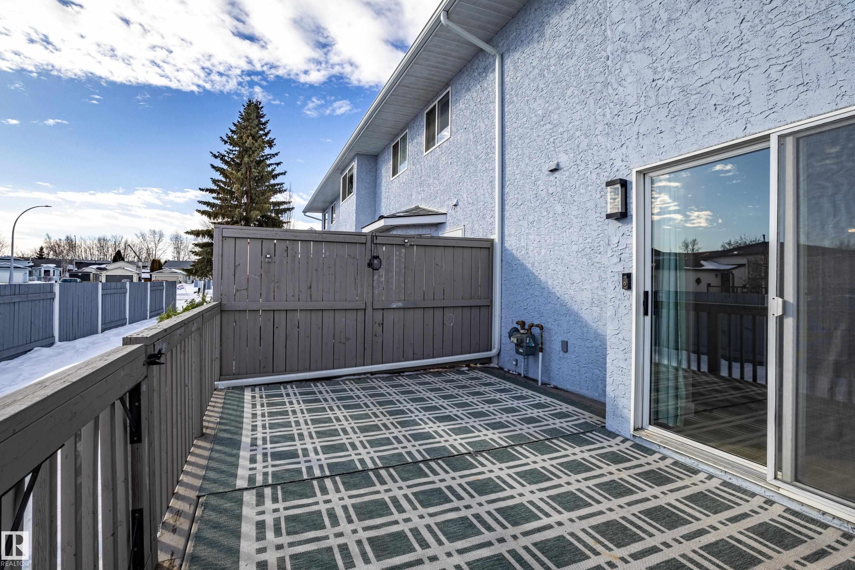 












121 1 ABERDEEN Way

,
Stony Plain,




AB
T7Z 1M9

