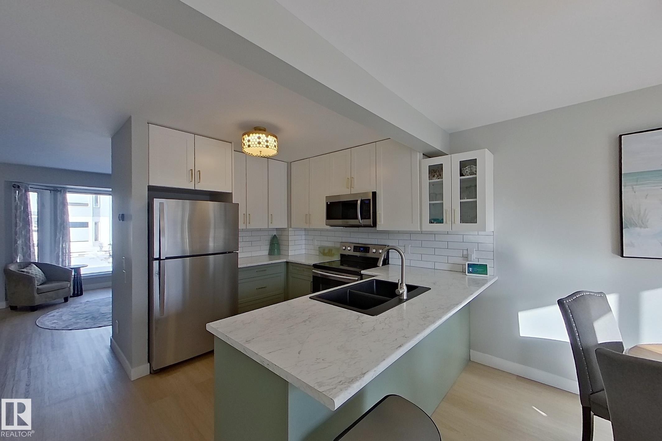 












121 1 ABERDEEN Way

,
Stony Plain,




AB
T7Z 1M9

