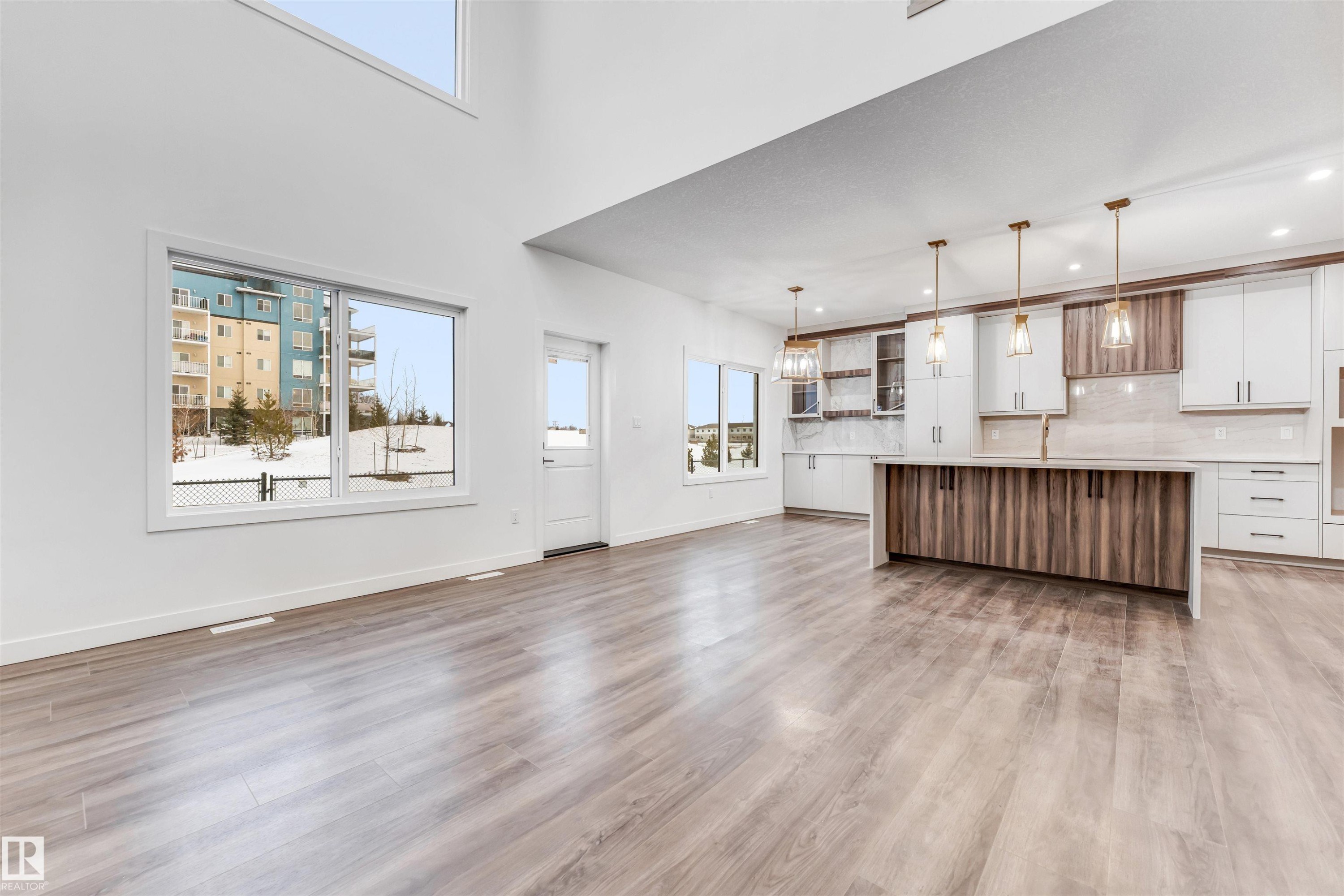 












136 Creekside Lane

,
Leduc,




AB
T9E 1T1

