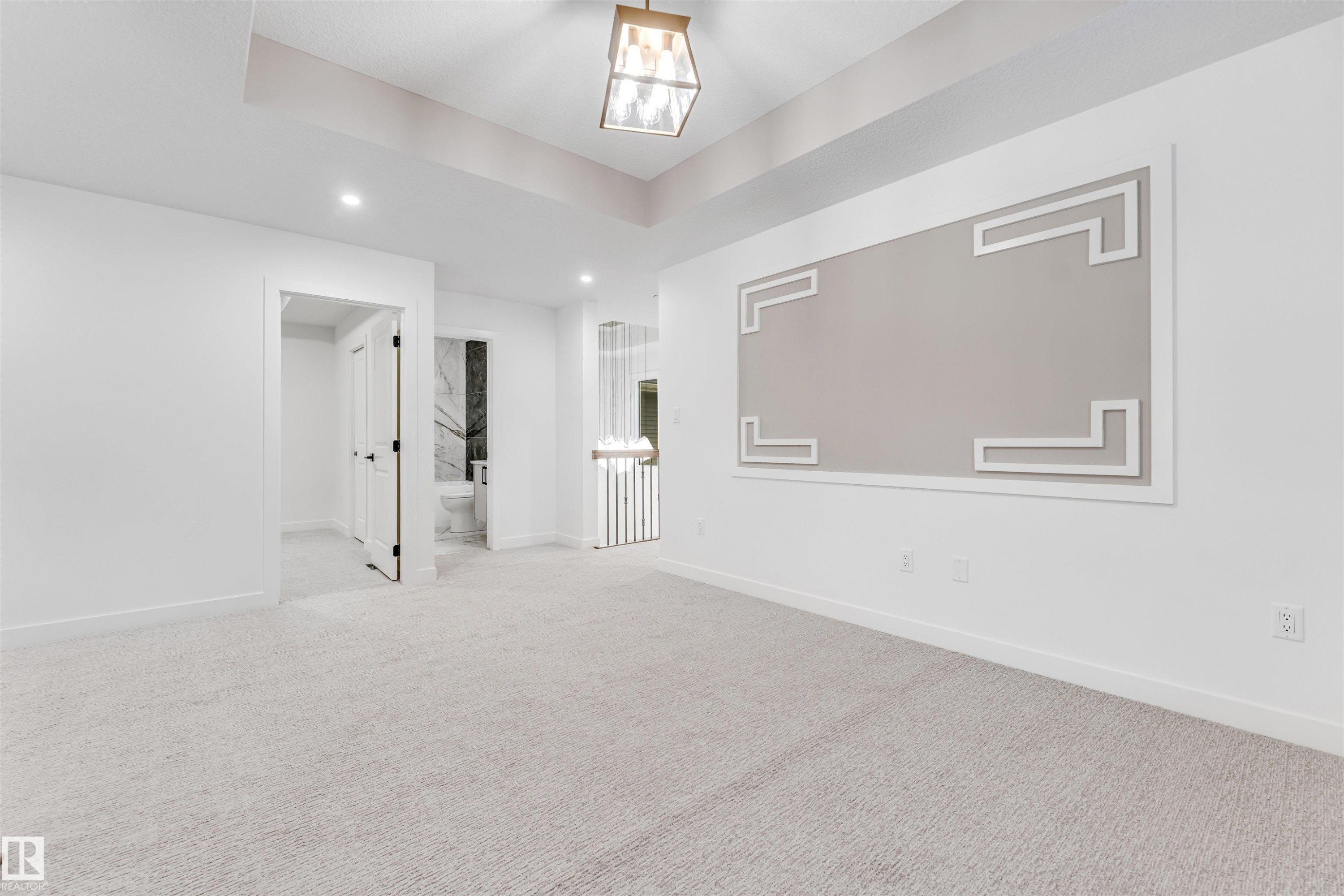 












136 Creekside Lane

,
Leduc,




AB
T9E 1T1

