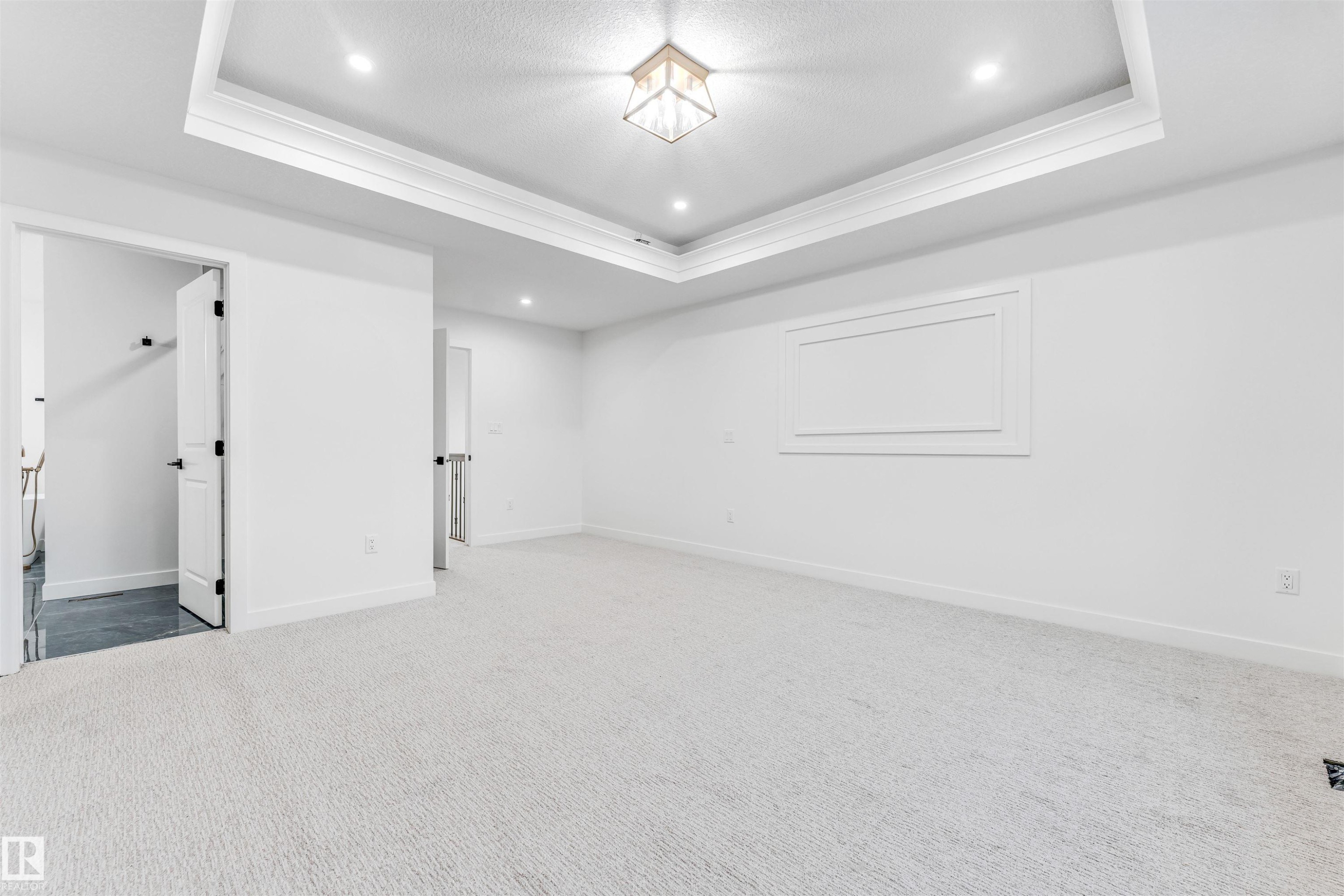 












136 Creekside Lane

,
Leduc,




AB
T9E 1T1

