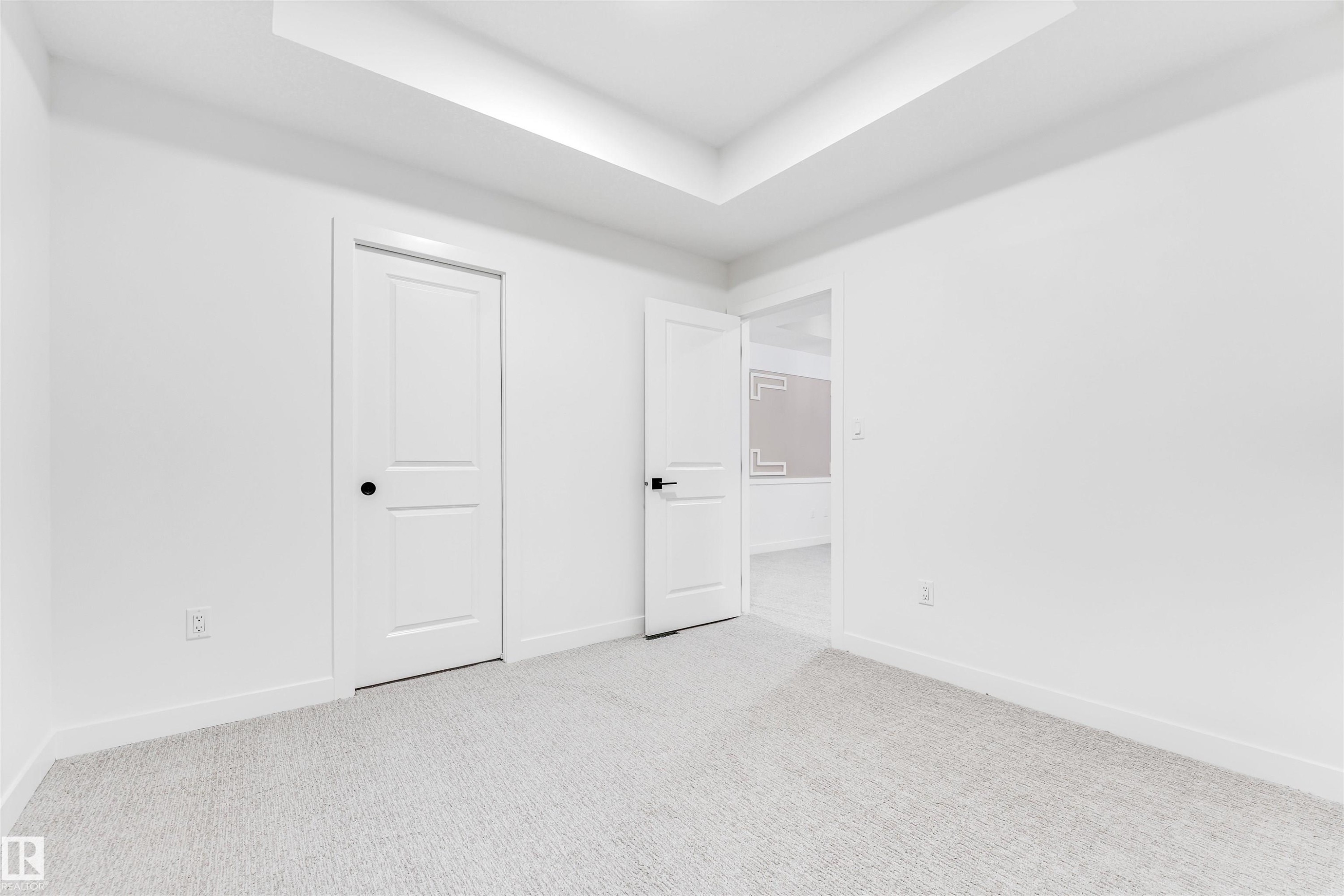 












136 Creekside Lane

,
Leduc,




AB
T9E 1T1

