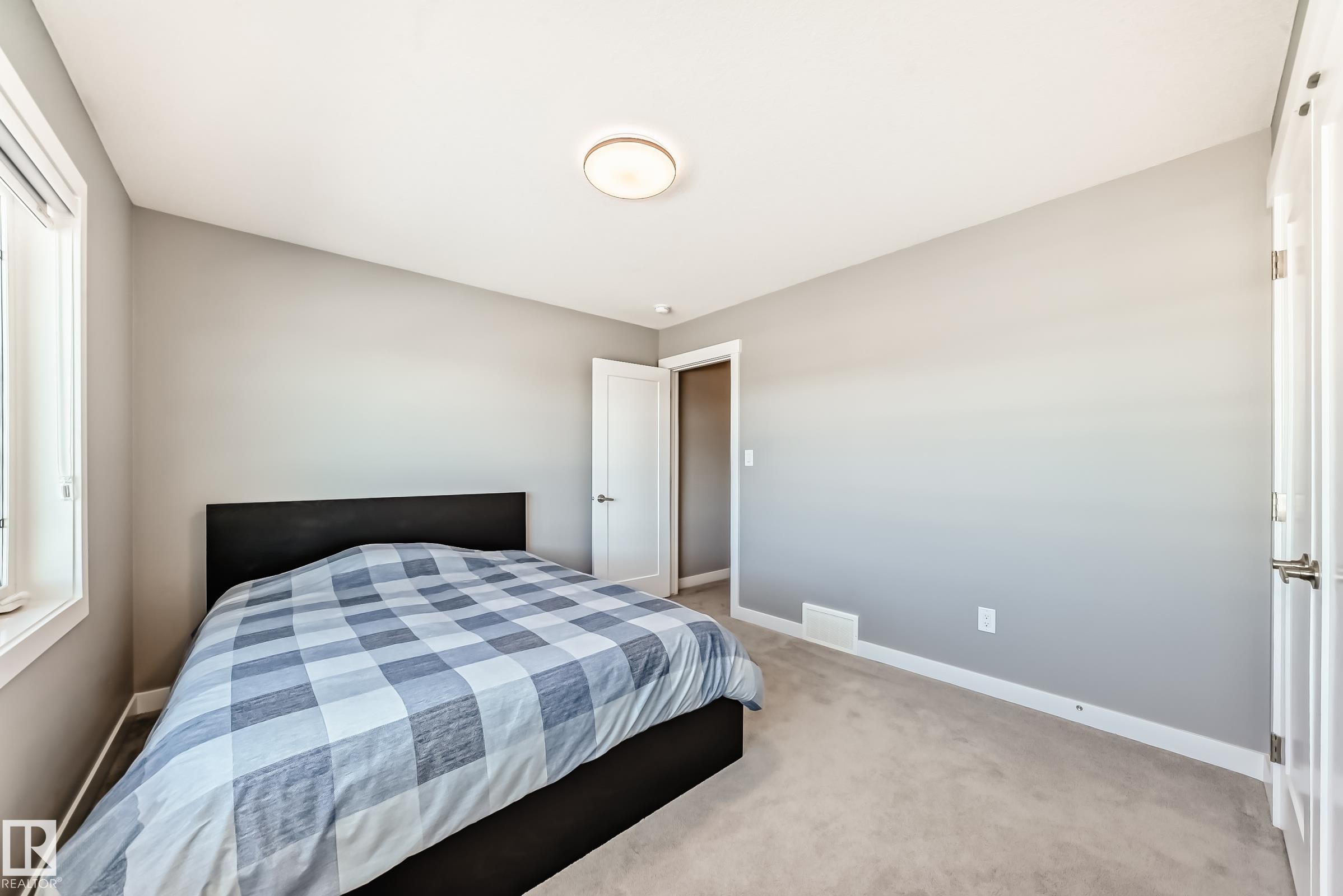 












154 ASTON Bend

,
Leduc,




AB
T9E 1L9

