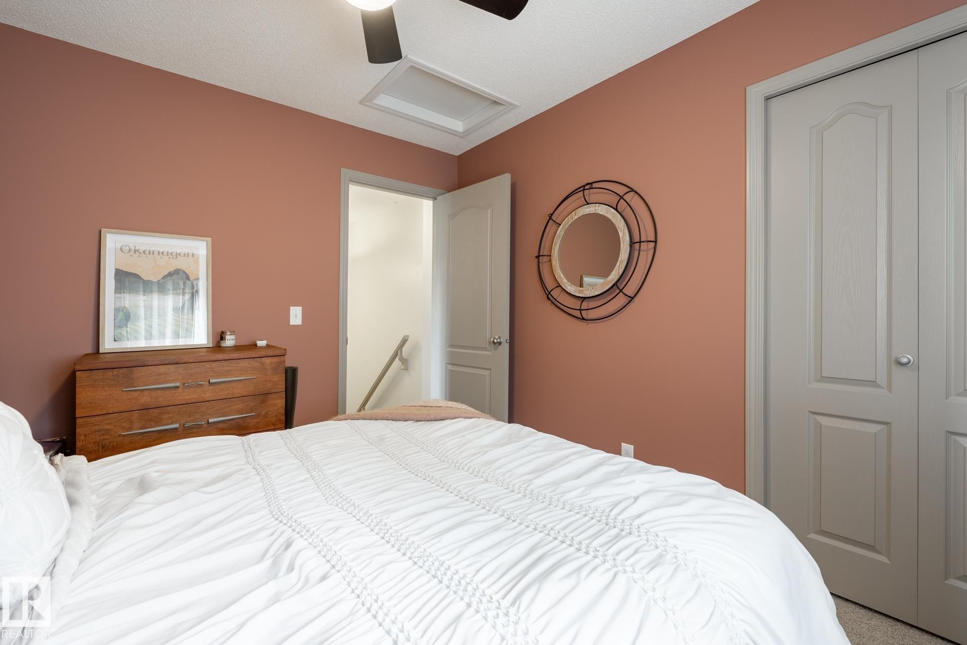 












3312 17B Avenue

,
Edmonton,




AB
T6T 0P3

