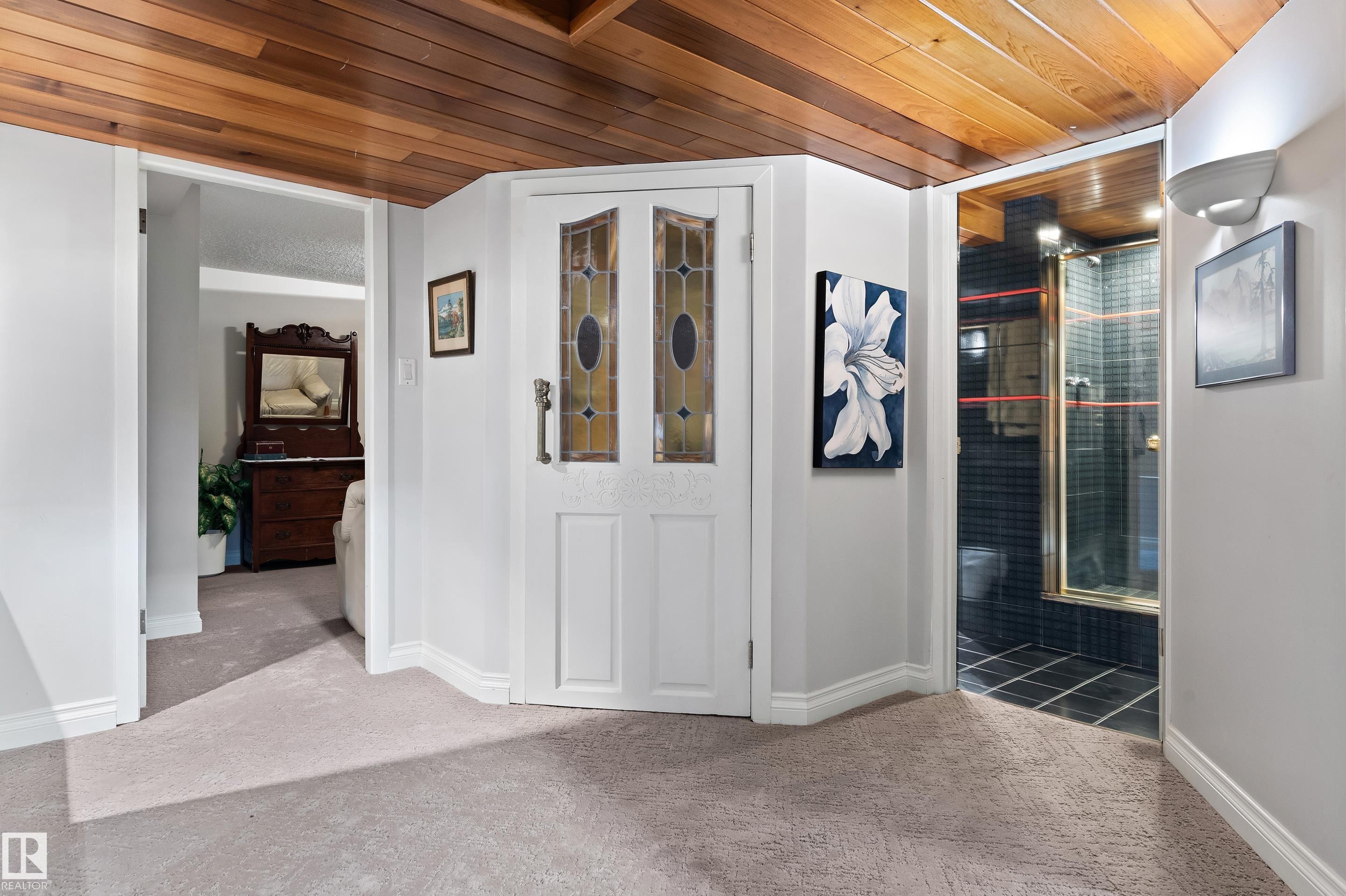 












5704 144 Street

,
Edmonton,




AB
T6H 4H4


